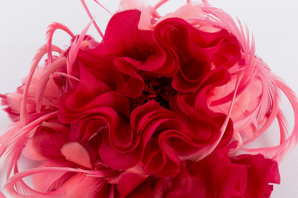 Accessoire de tÃƒÆ’Ã‚Âªte rose Yves Saint Laurent (AttribuÃƒÆ’Ã‚Â© ÃƒÆ’Ã‚Â )