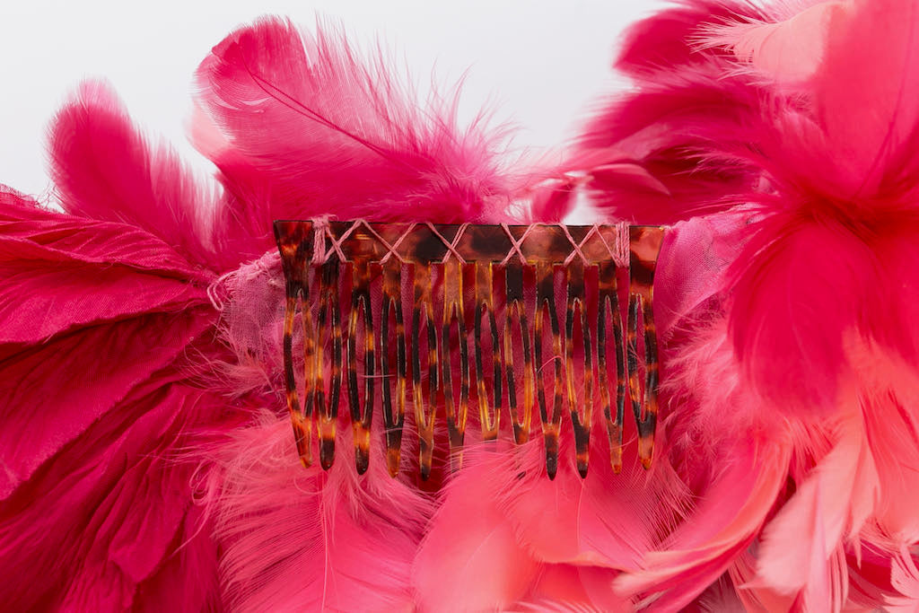 Accessoire de tÃƒÆ’Ã‚Âªte rose Yves Saint Laurent (AttribuÃƒÆ’Ã‚Â© ÃƒÆ’Ã‚Â )