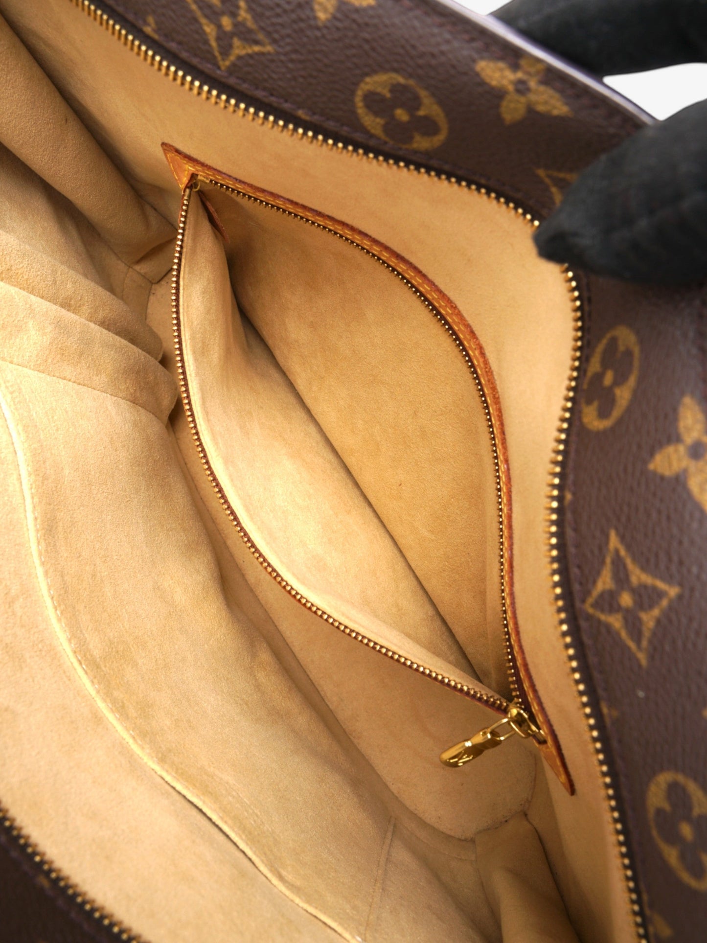 Louis Vuitton Babylone Monogram / Brown Coated Canvas One size