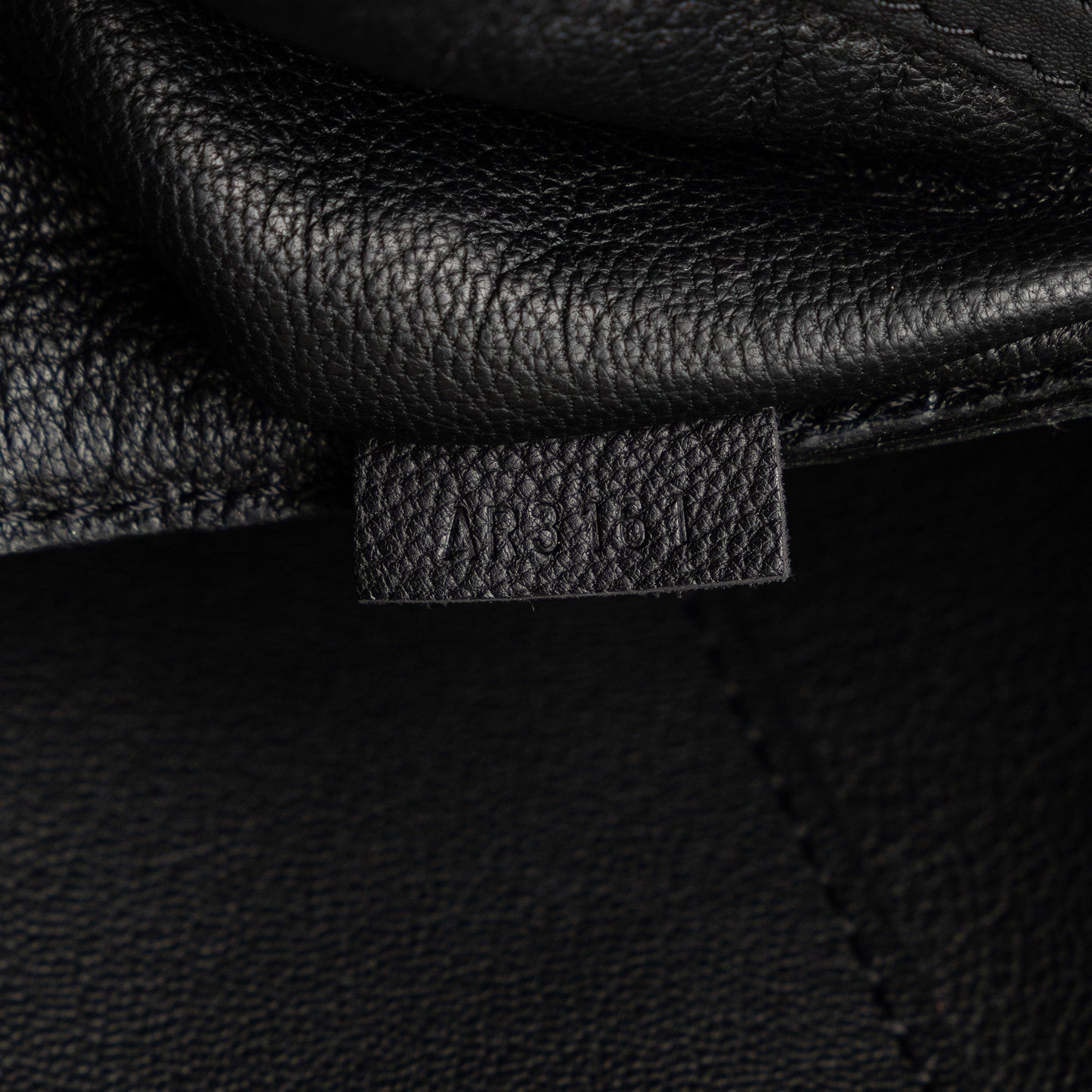 Black Louis Vuitton Cuir Obsession Lockit East-West Handbag