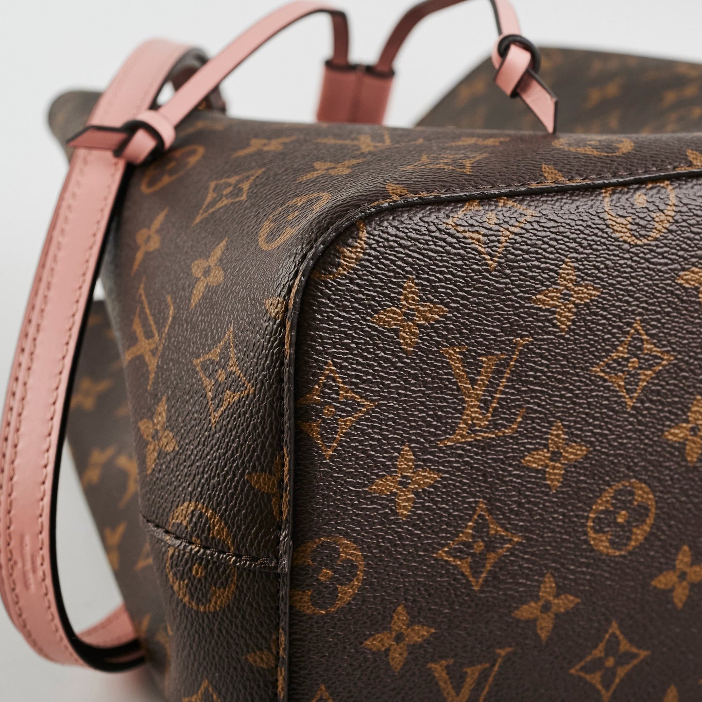 Louis Vuitton Neo Noe Pink Monogram