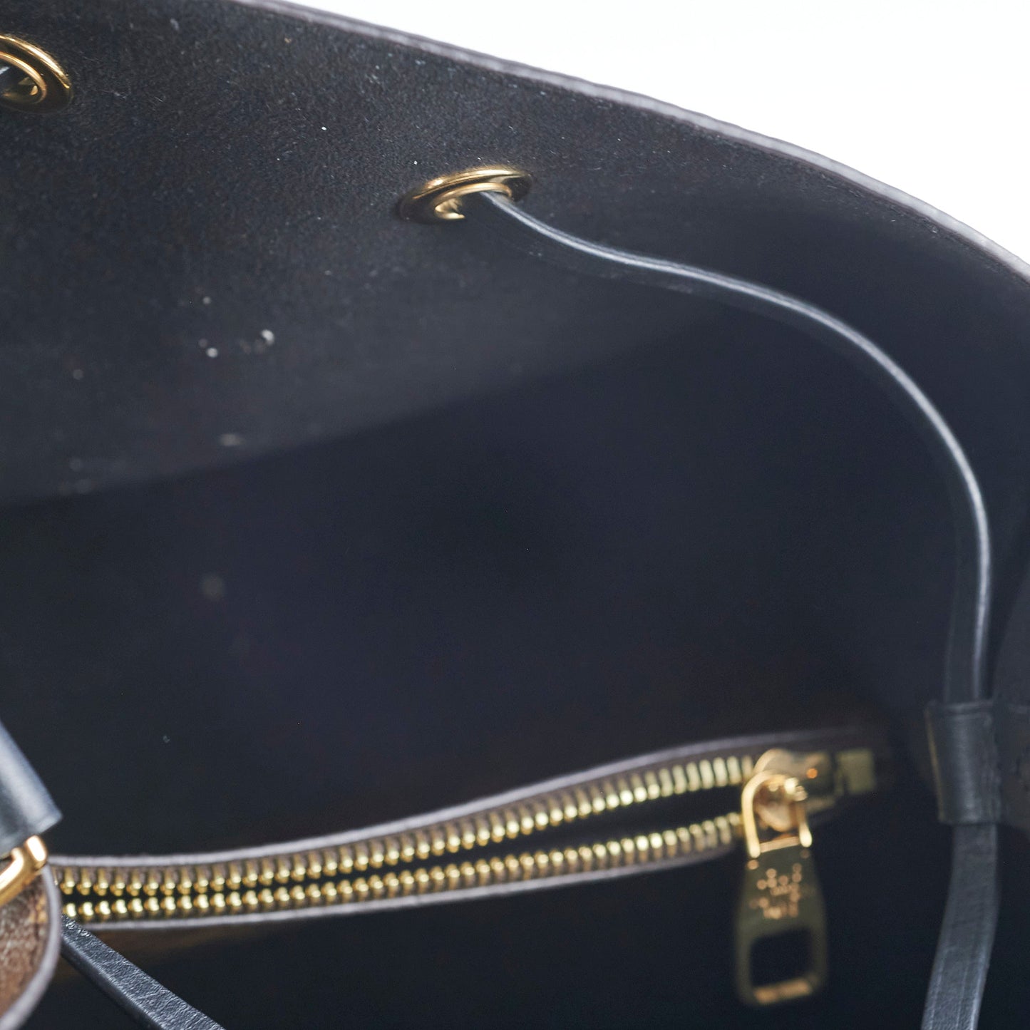 Louis Vuitton Neo Noe Monogram Black