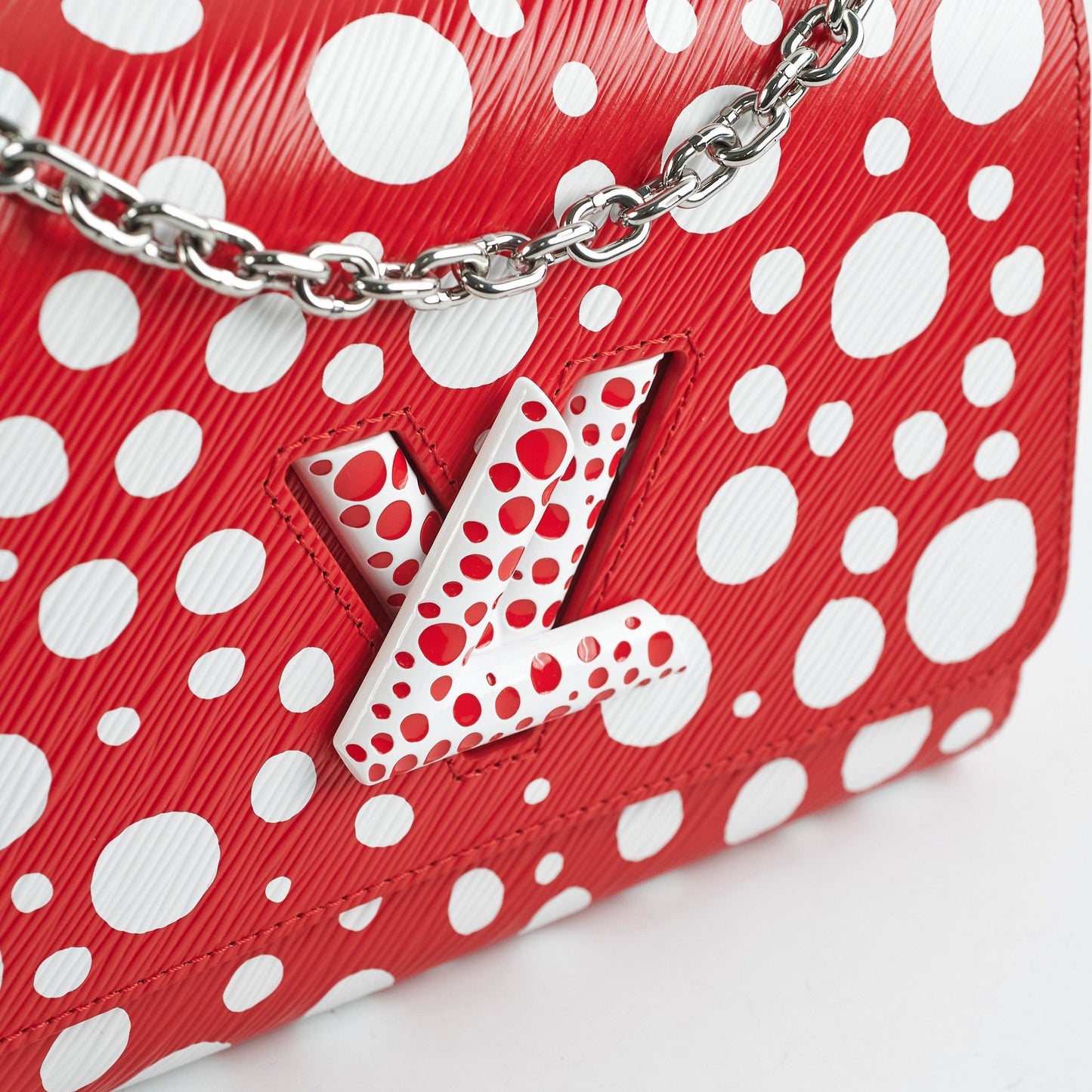 Louis Vuitton YKID Twist MM Red