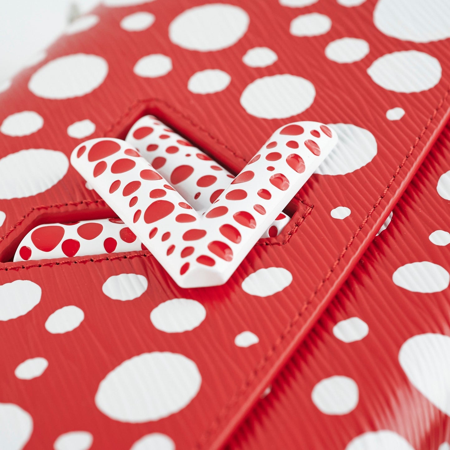 Louis Vuitton YKID Twist MM Red