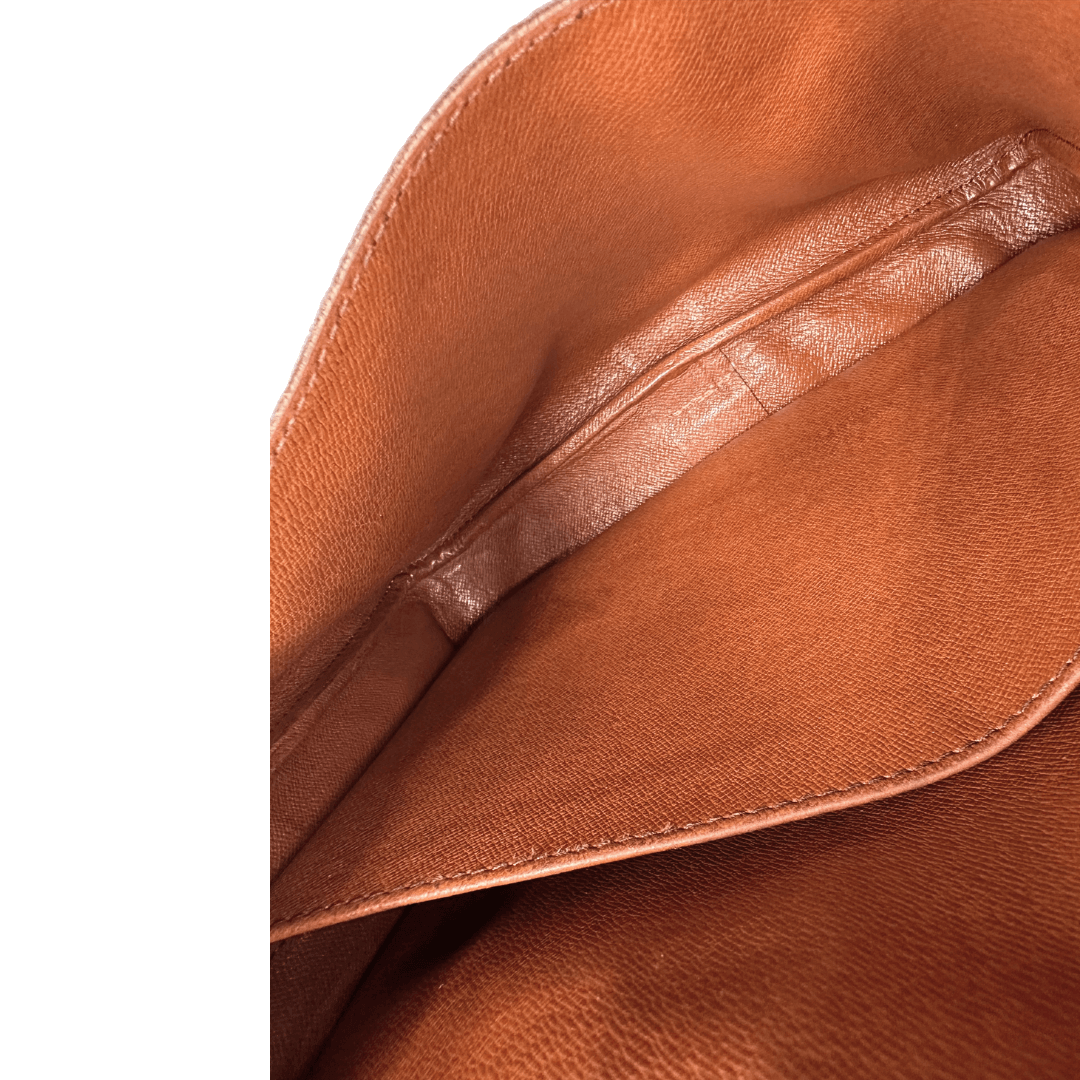 Louis Vuitton CartouchiÃ¨re vintage