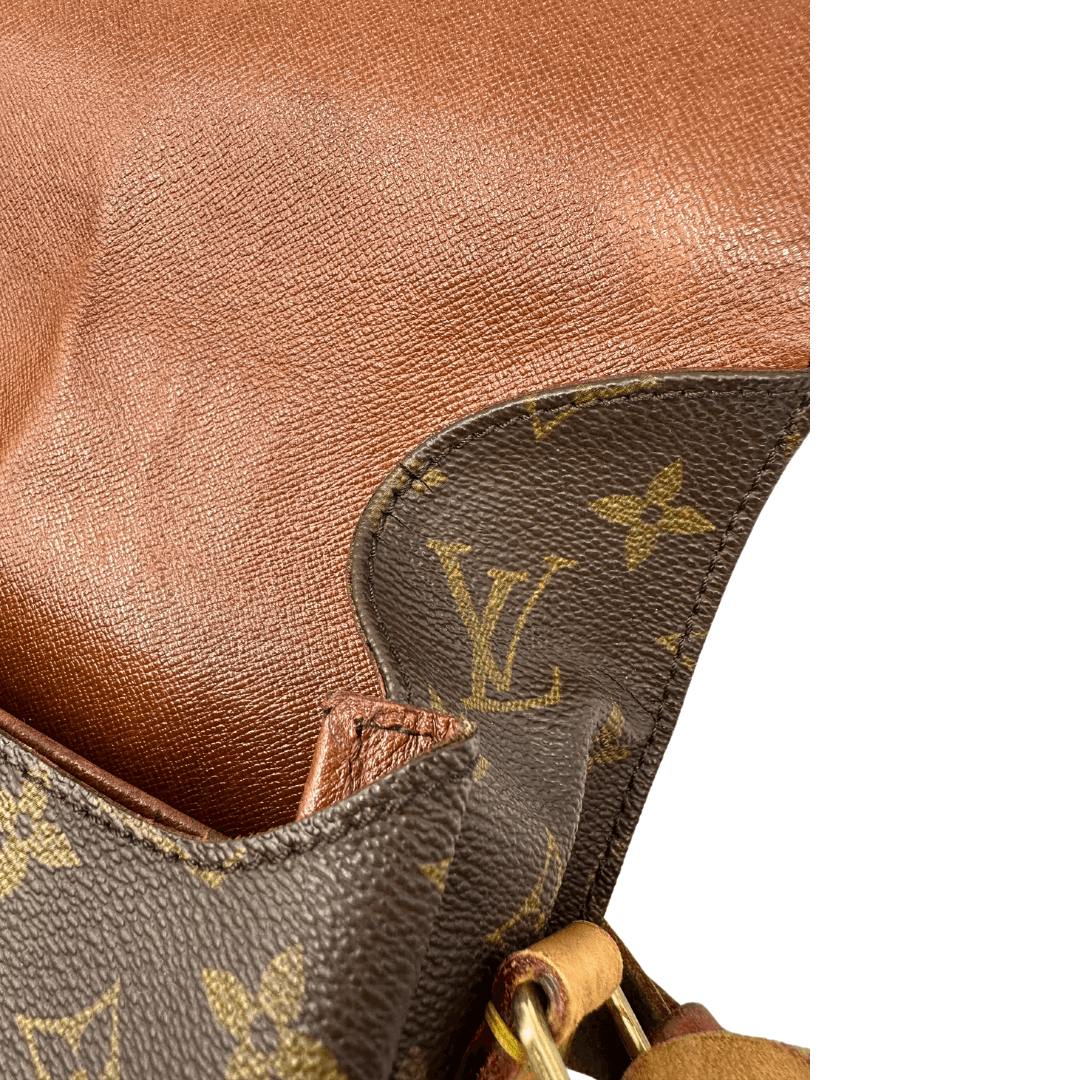 Louis Vuitton CartouchiÃ¨re vintage
