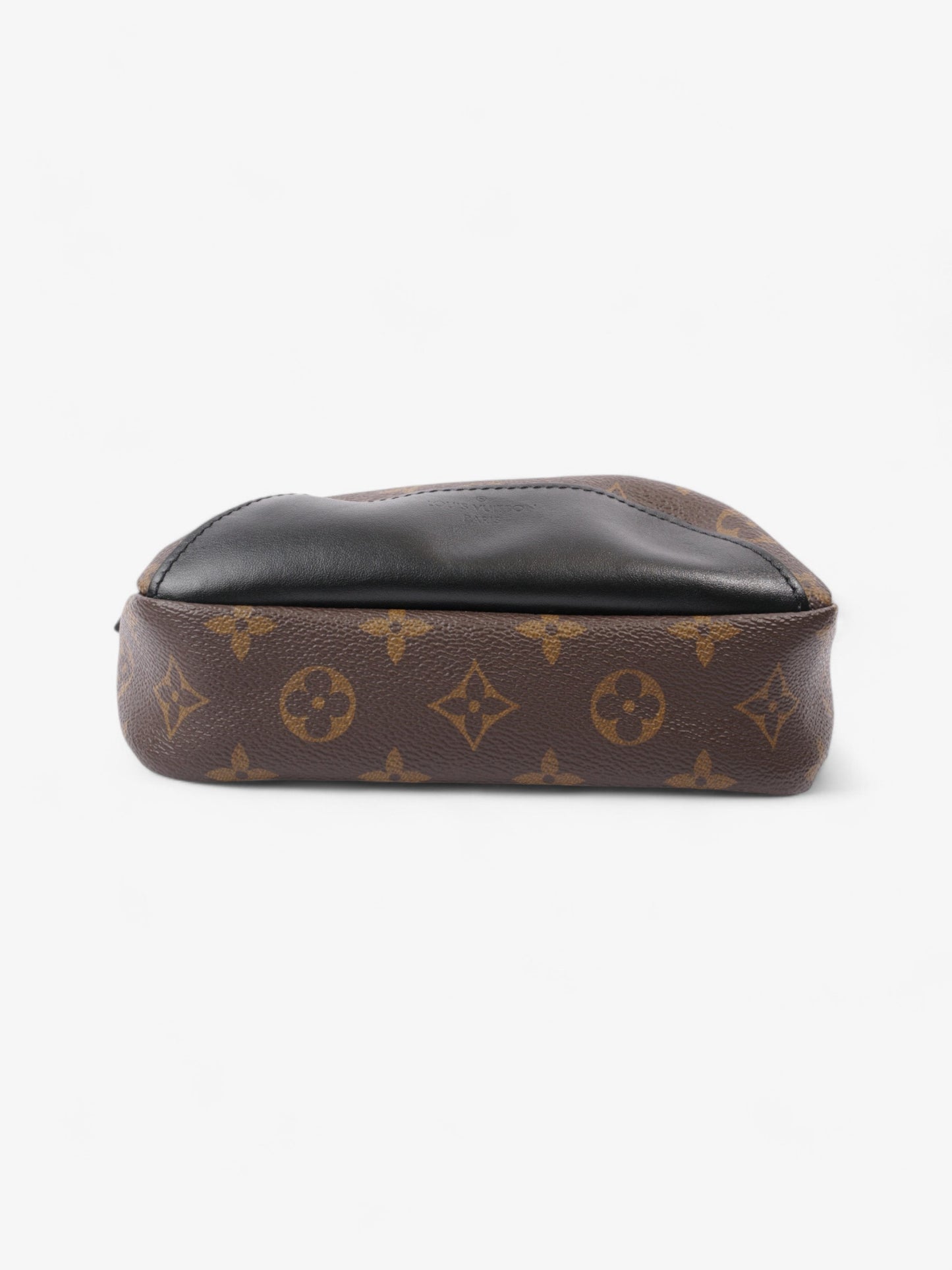 Louis Vuitton Avenue Sling Bag Monogram / Black Coated Canvas