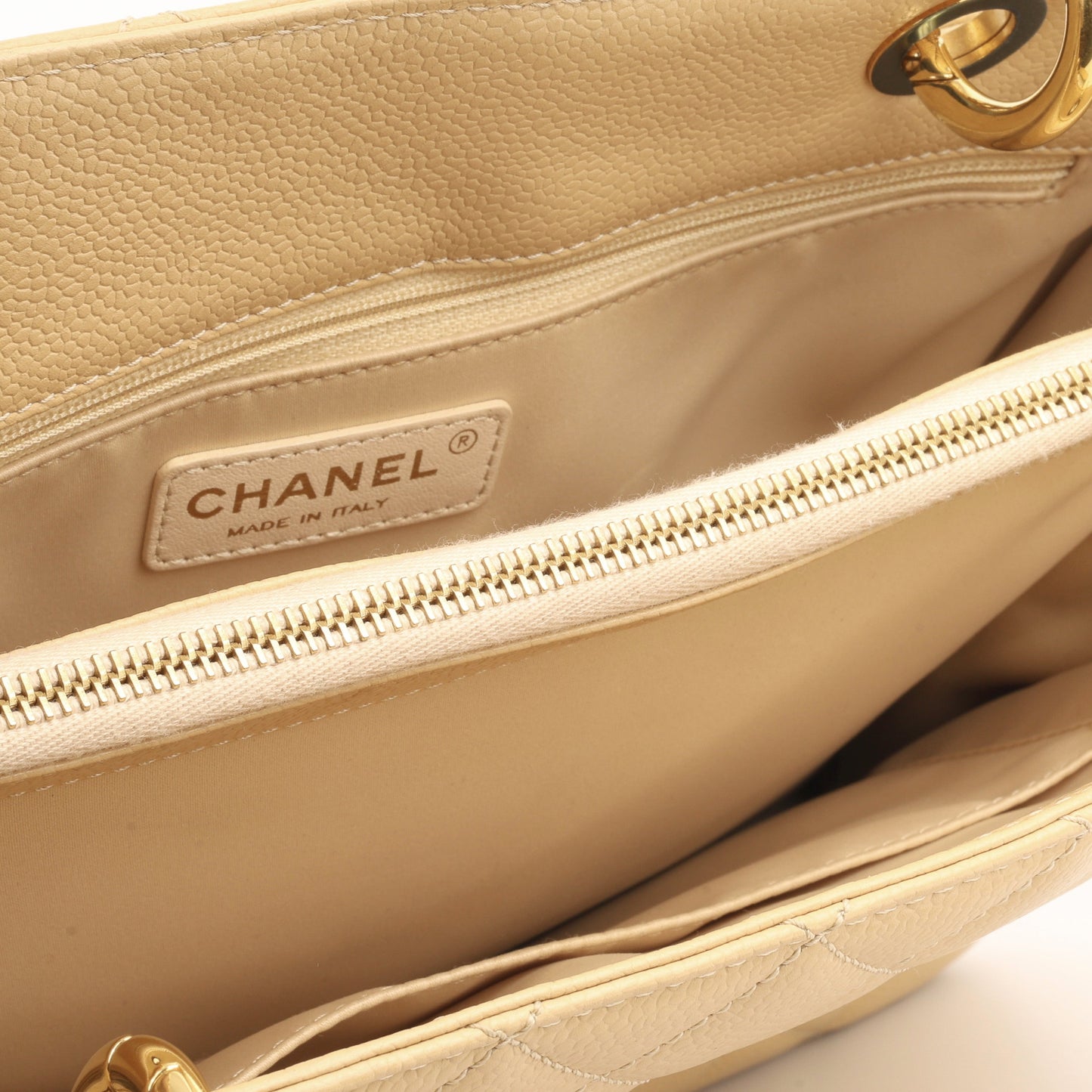 Grand Shopping Tote - Beige Caviar CGHW