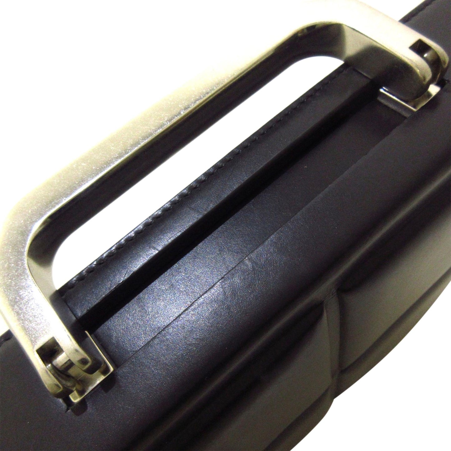 Bottega Veneta 2019 Rigid Messenger Bag (SHG-yzMz4y)