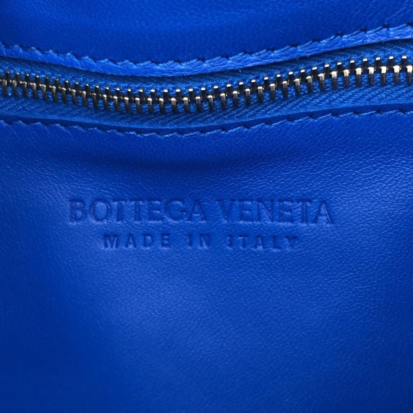 Bottega Veneta Intrecciato Cassette Crossbody (SHG-W1zLnP)