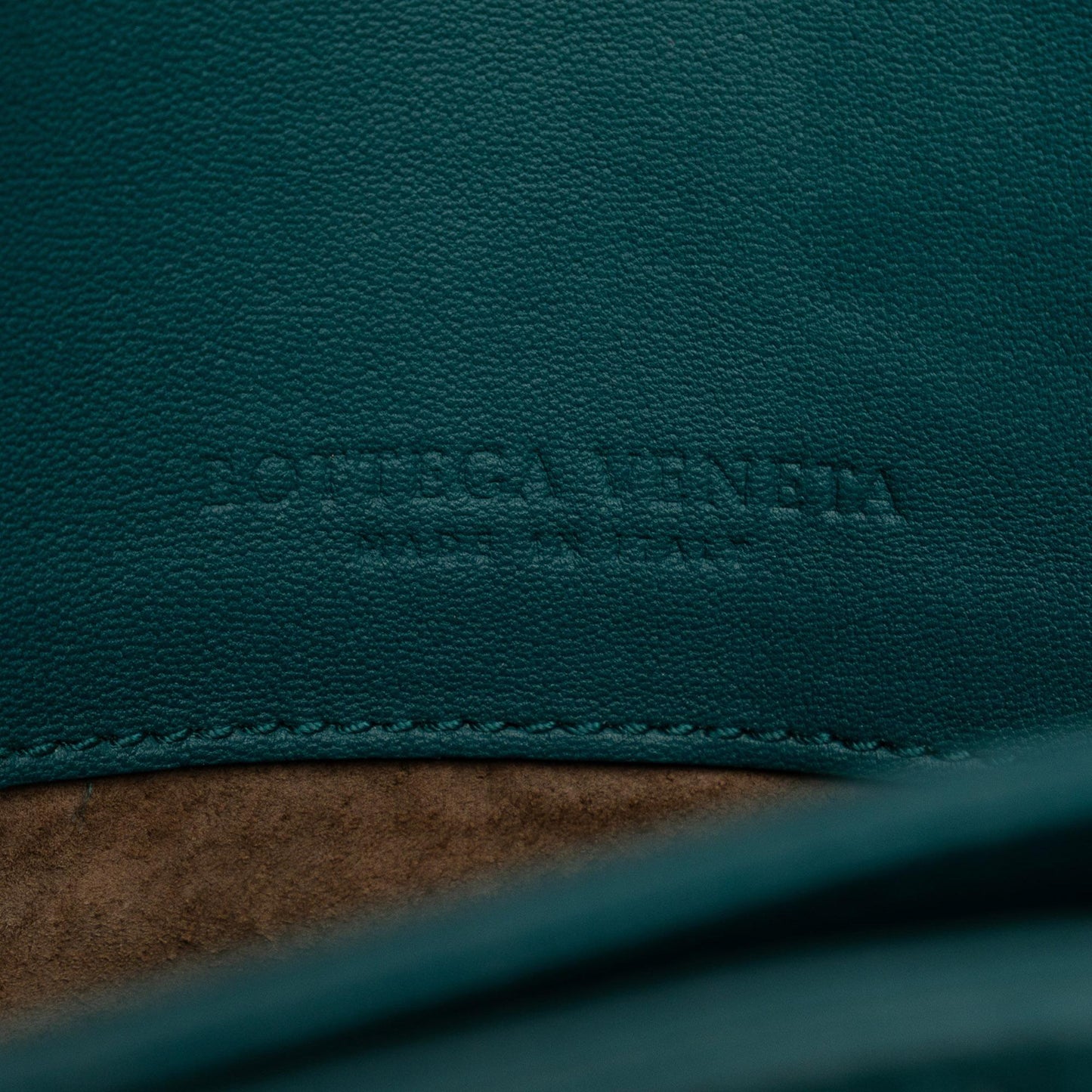 Bottega Veneta Intrecciato Milano Tote (SHG-Mfyex9)
