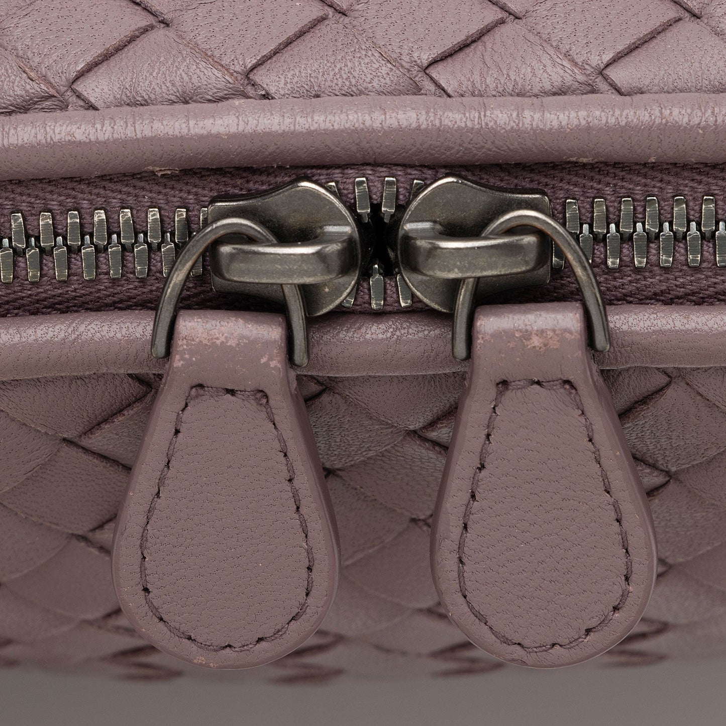 Bottega Veneta Intrecciato Nappa Leather Nodini Crossbody (SHF-nPncFK)