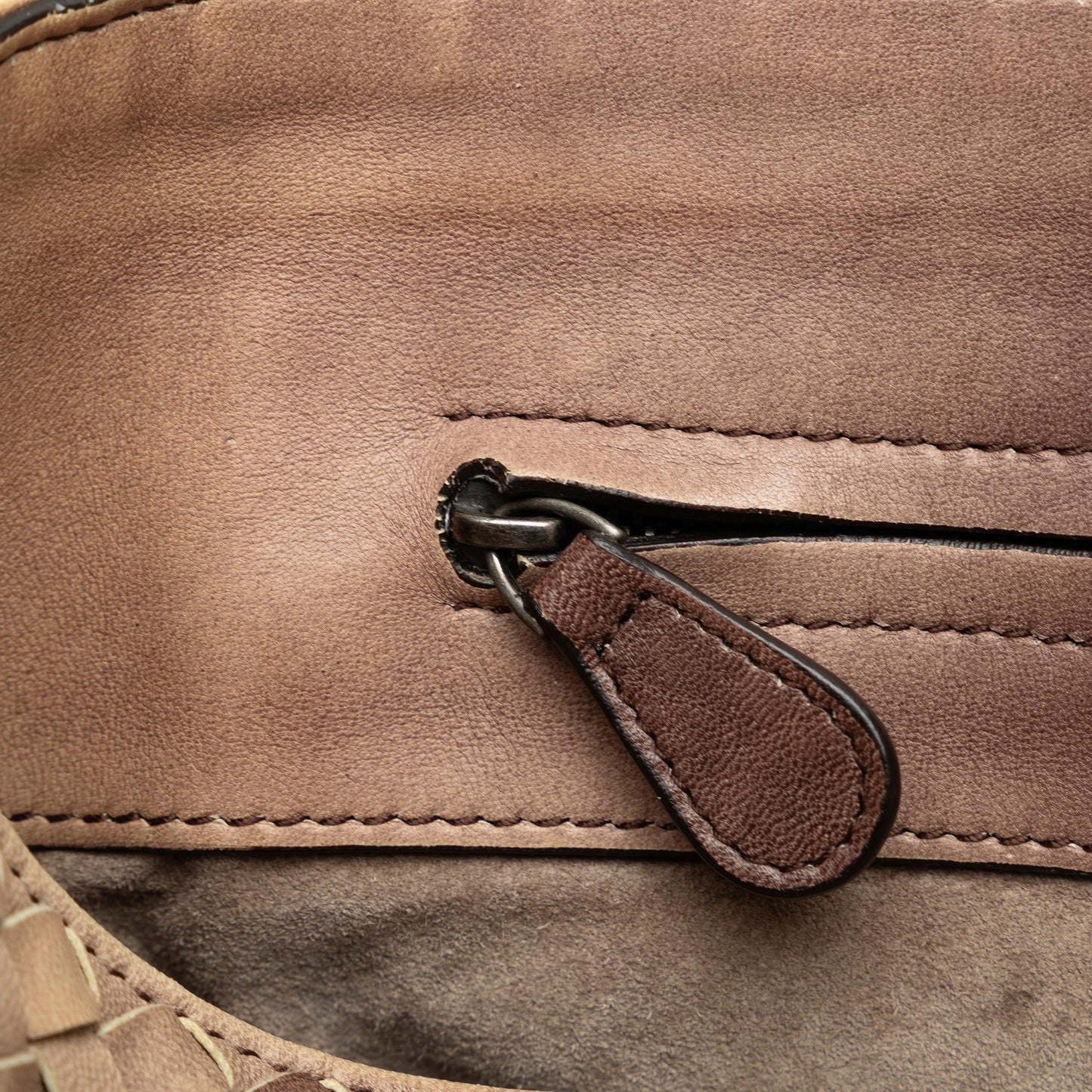 Bottega Veneta Intrecciato Nuance Bucket (SHG-NzXJNR)