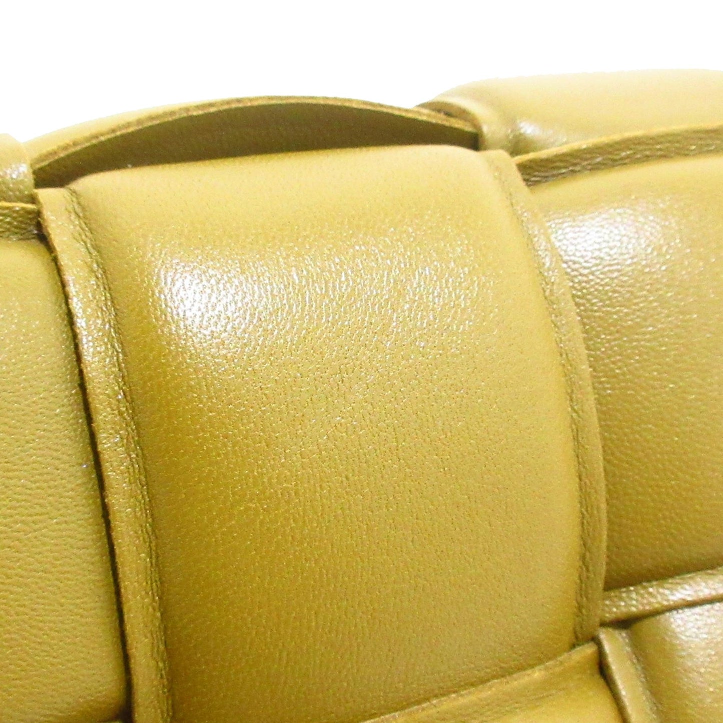Bottega Veneta Intrecciato Padded Cassette (SHG-ZgXMHL)