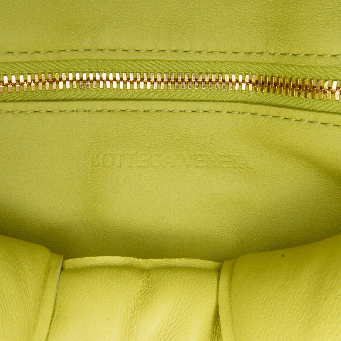 Bottega Veneta Intrecciato Padded Cassette (SHG-0chUQ7)