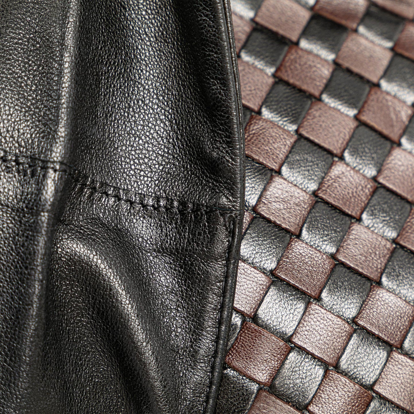 Bottega Veneta Intrecciato Shoulder Bag (SHG-pOyX4L)