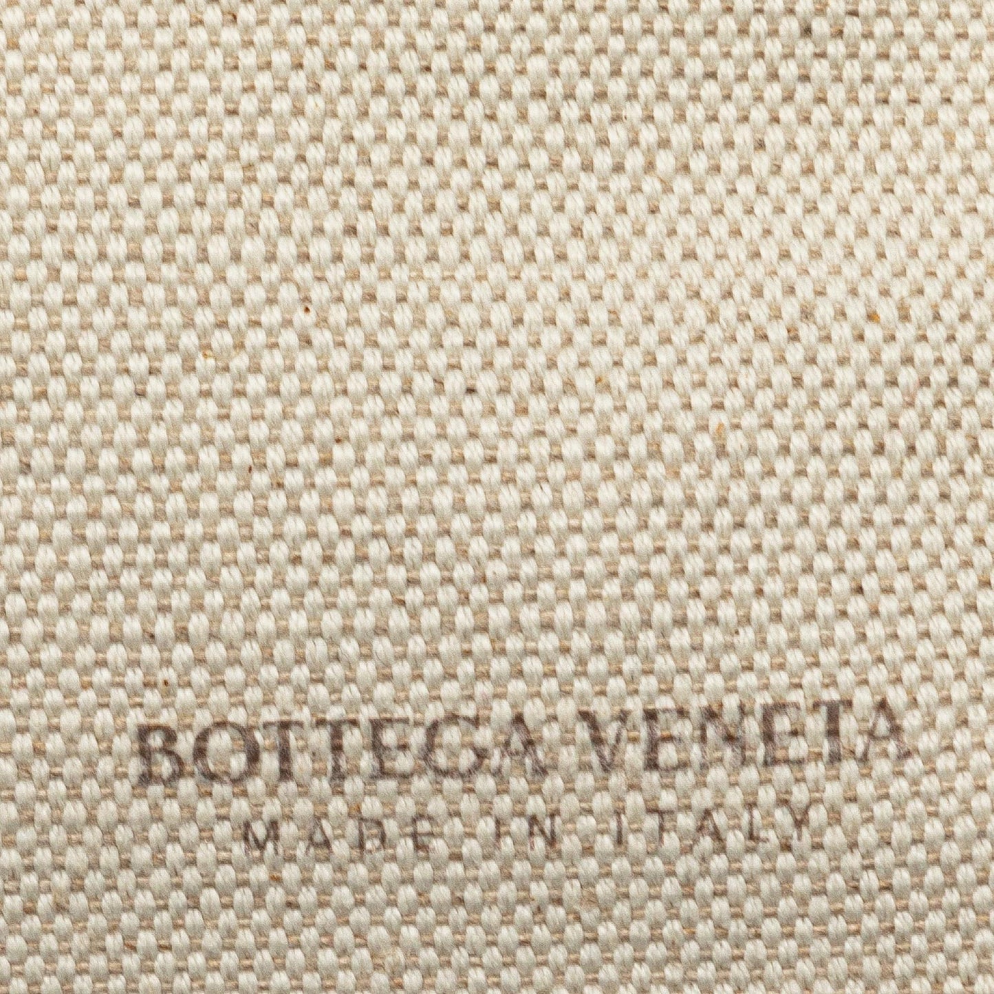 Bottega Veneta Large Maxi Intrecciato Canvas Arco Tote (SHG-LPrhp9)