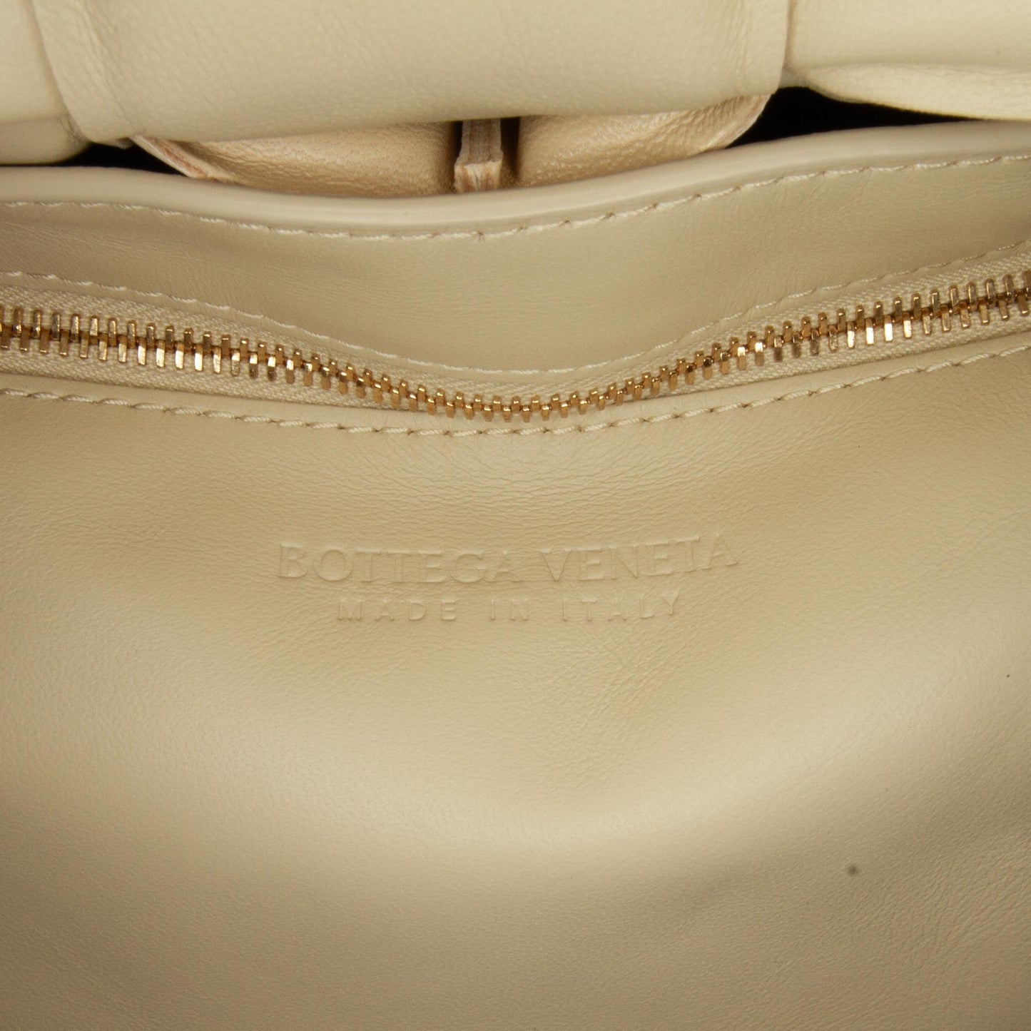Bottega Veneta Maxi Intrecciato Padded Cassette Chain (SHG-BvbV9I)