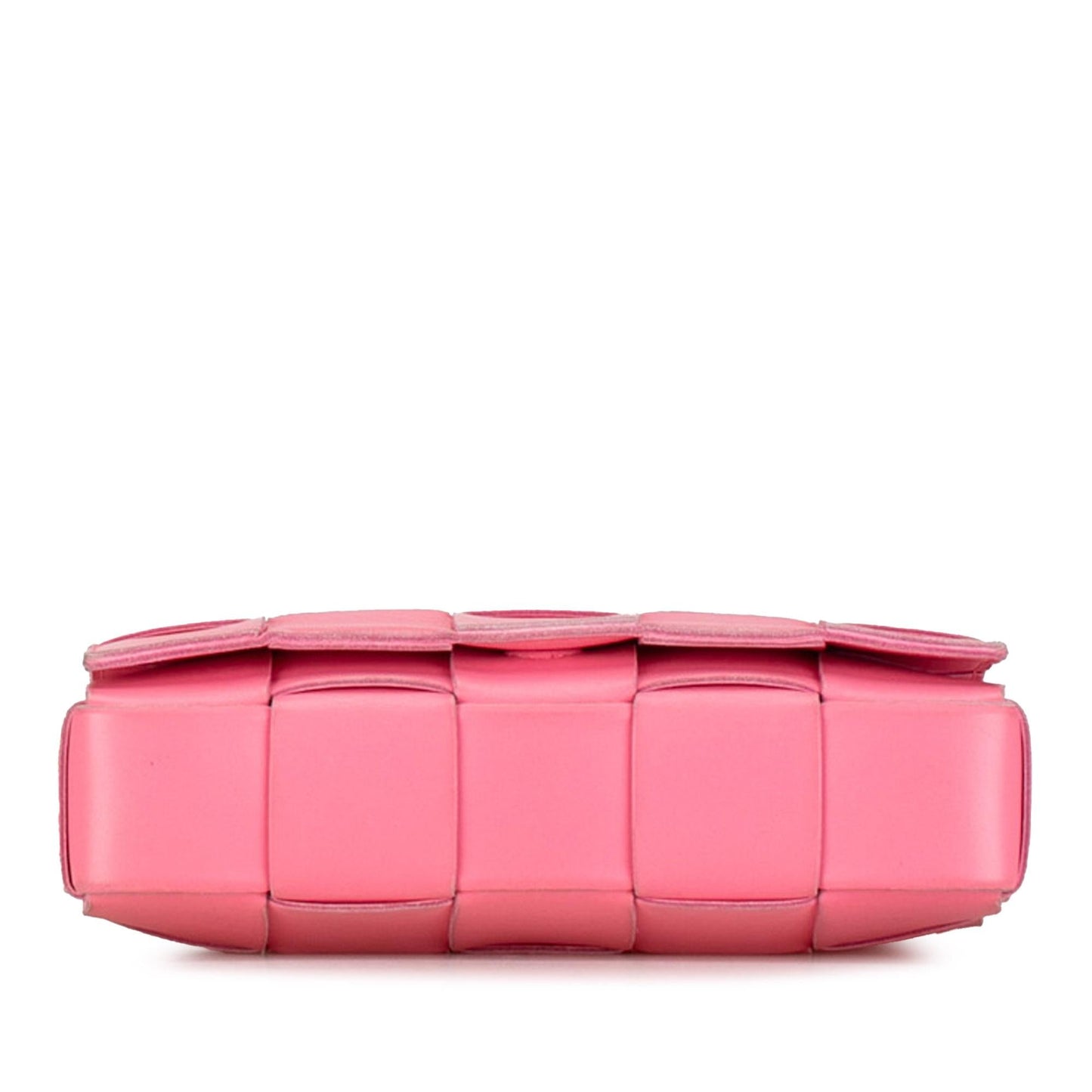 Bottega Veneta Maxi Lambskin Intrecciato Cassette Crossbody (SHG-4fFL6n)