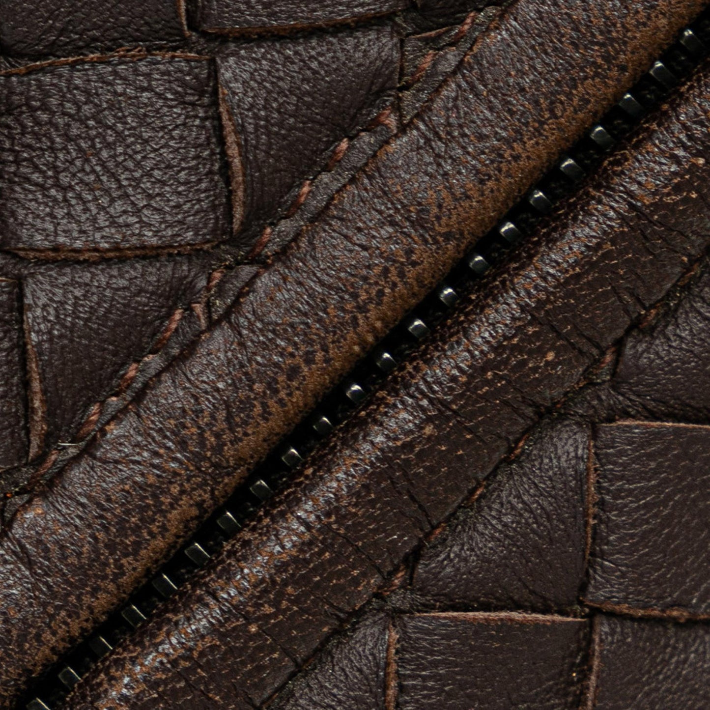 Bottega Veneta Medium Intrecciato Belly Hobo Bag (SHG-rWaxeN)