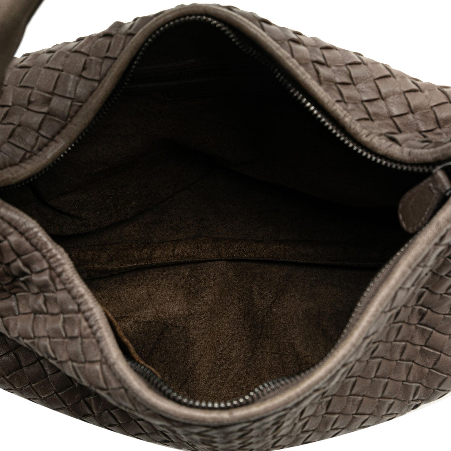 Bottega Veneta Medium Intrecciato Belly Hobo (SHG-GaUjlT)