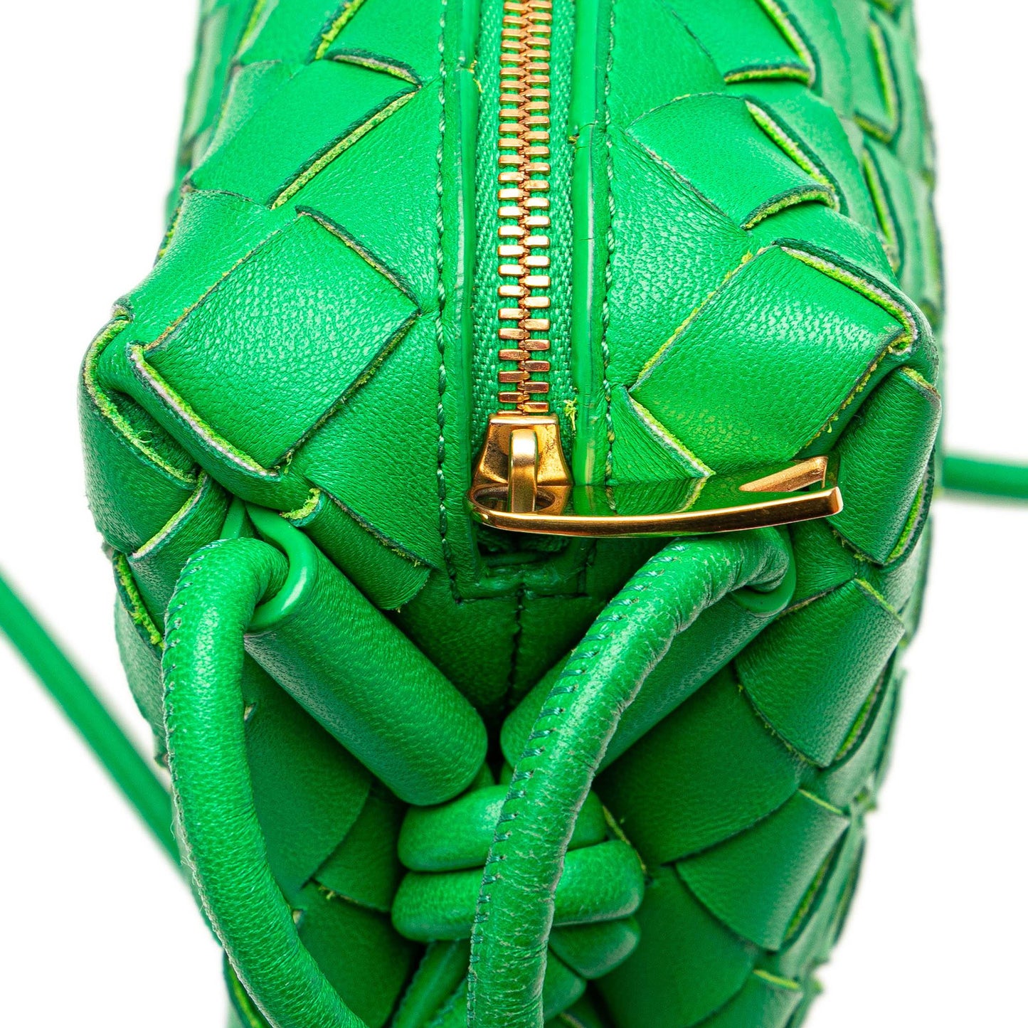 Bottega Veneta Mini Nappa Intrecciato Loop Camera Bag (SHG-AfYRE9)