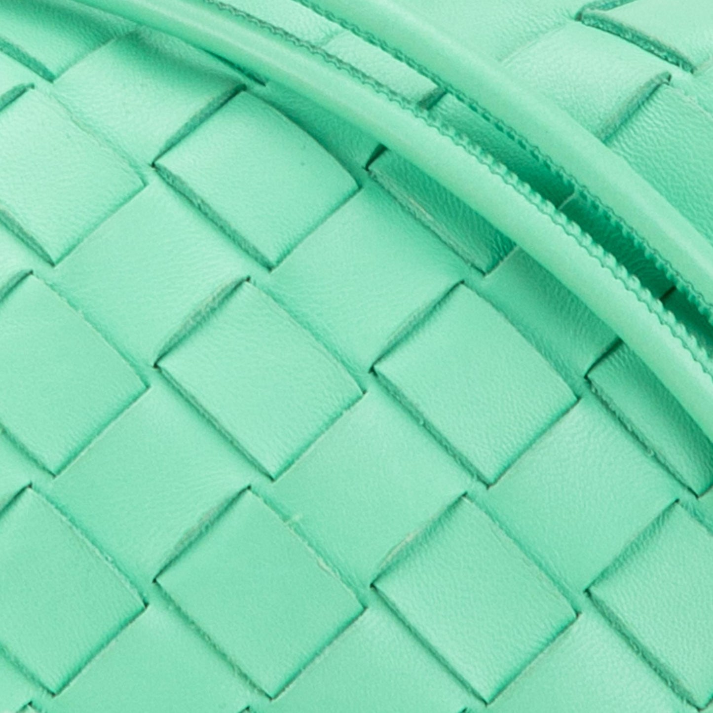 Bottega Veneta Mini Nappa Intrecciato Loop Camera Bag (SHG-H9L0I0)