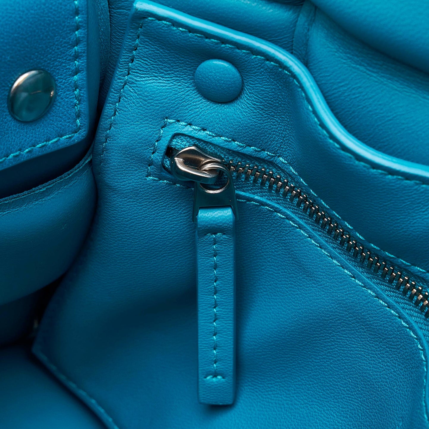 Bottega Veneta Padded Cassette (SHG-sdCNnF)