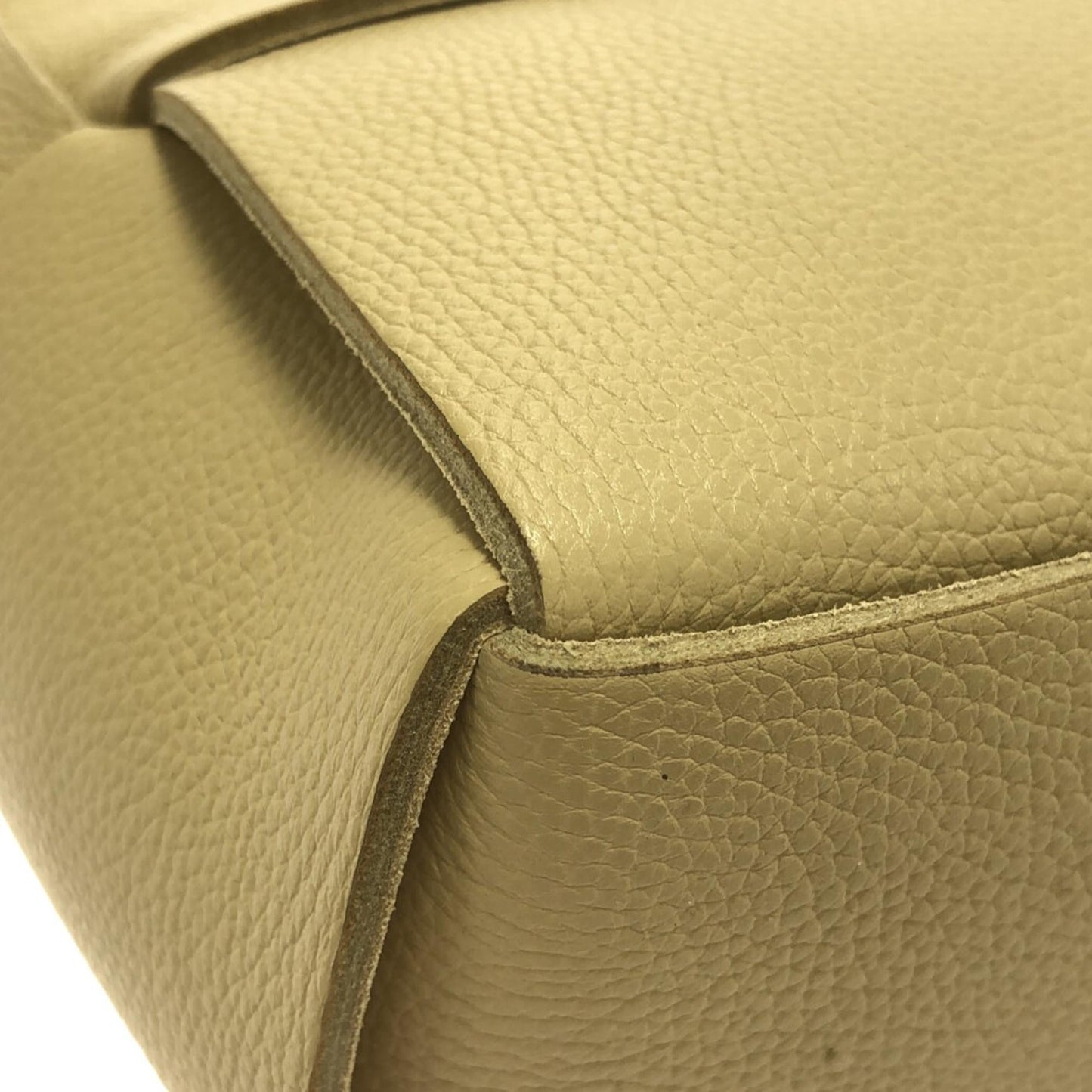 Bottega Veneta Small Maxi Intrecciato Arco Tote (SHG-Trzn18)
