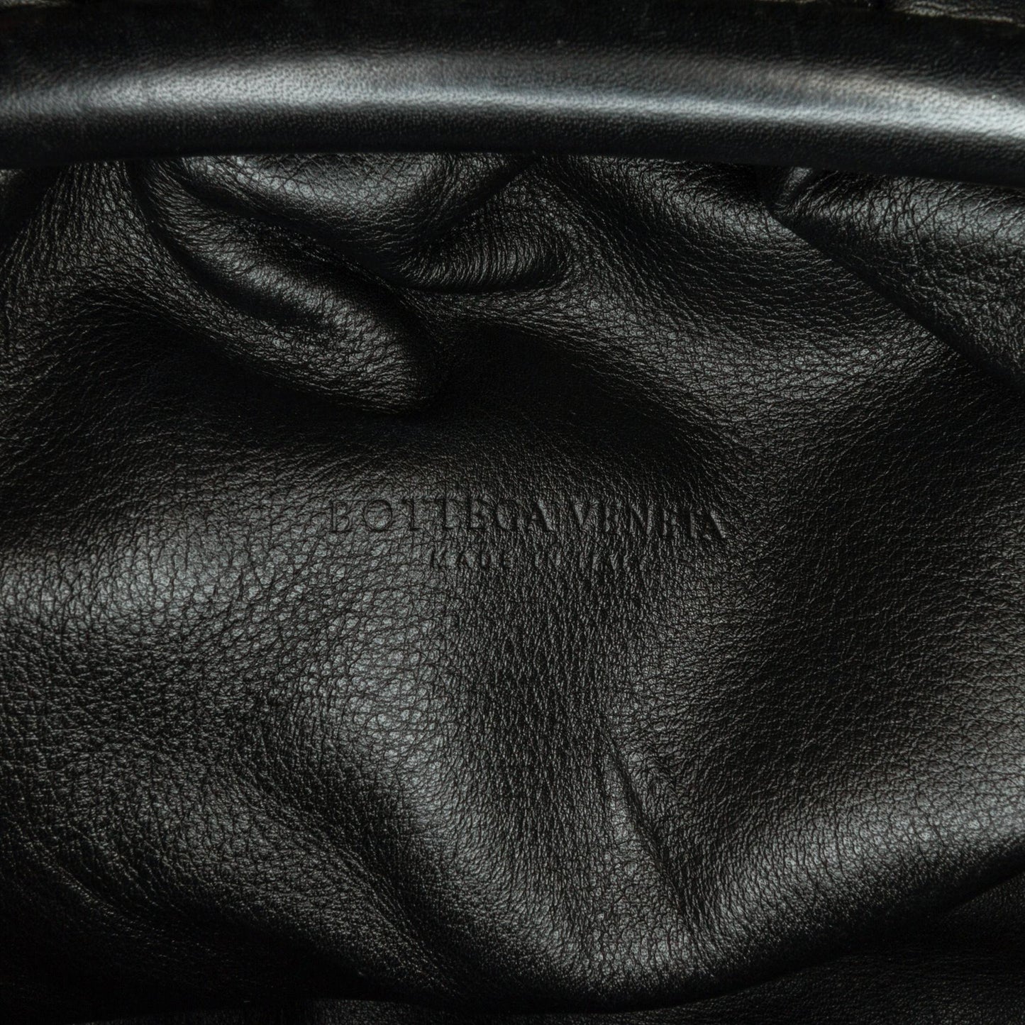 Bottega Veneta The Pouch Clutch (SHG-FyQX4S)