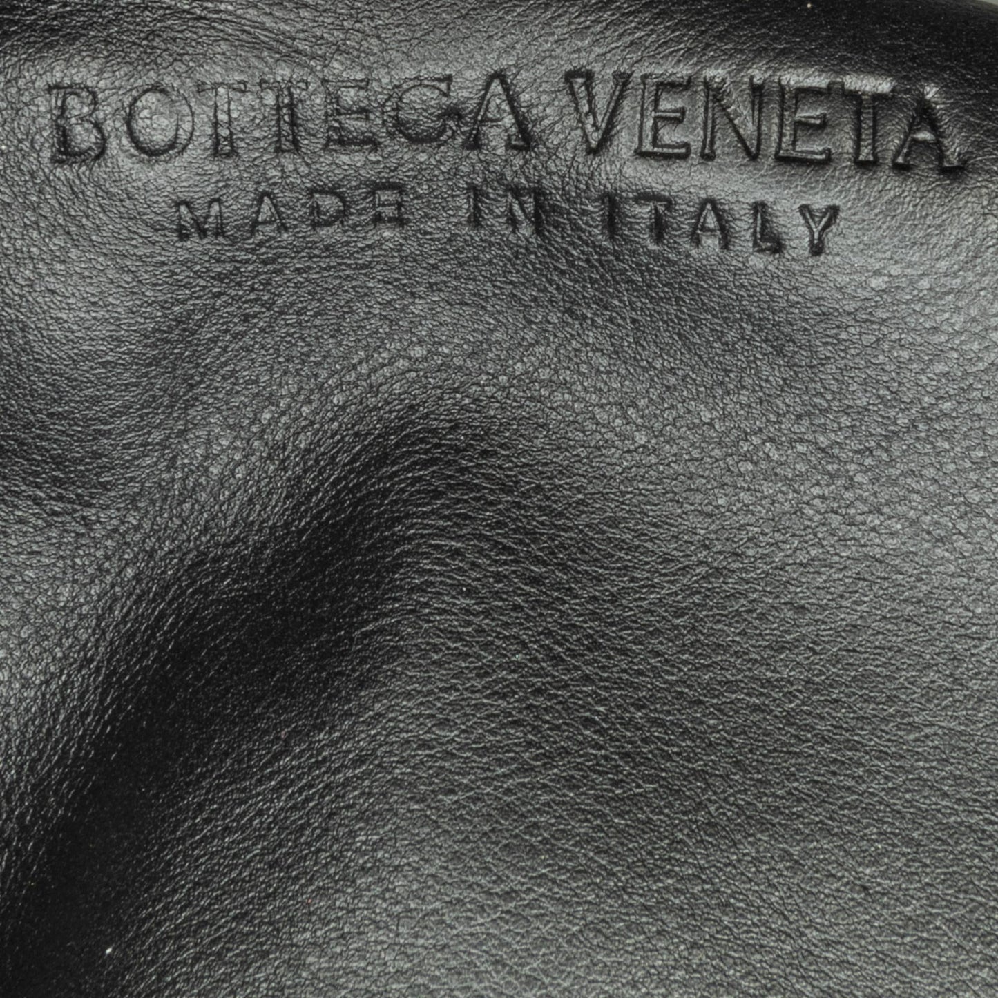 Bottega Veneta The Pouch Clutch (SHG-lpaDv5)