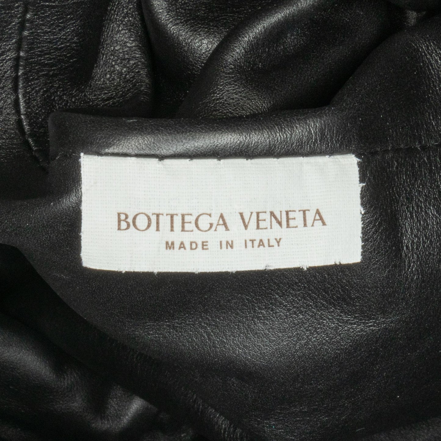 Bottega Veneta The Pouch Clutch (SHG-lpaDv5)