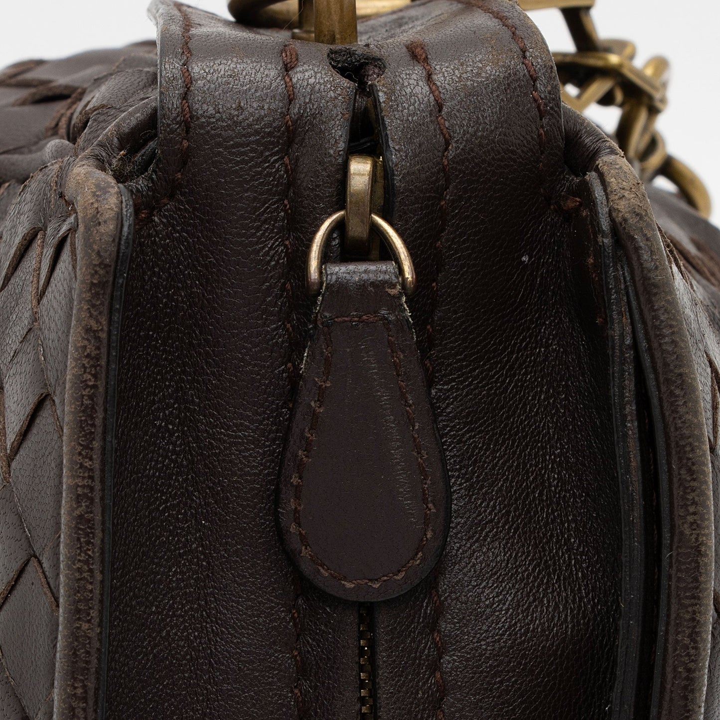 Bottega Venetta Inrecciato Nappa Shoulder Bag (SHF-J45QSZ)