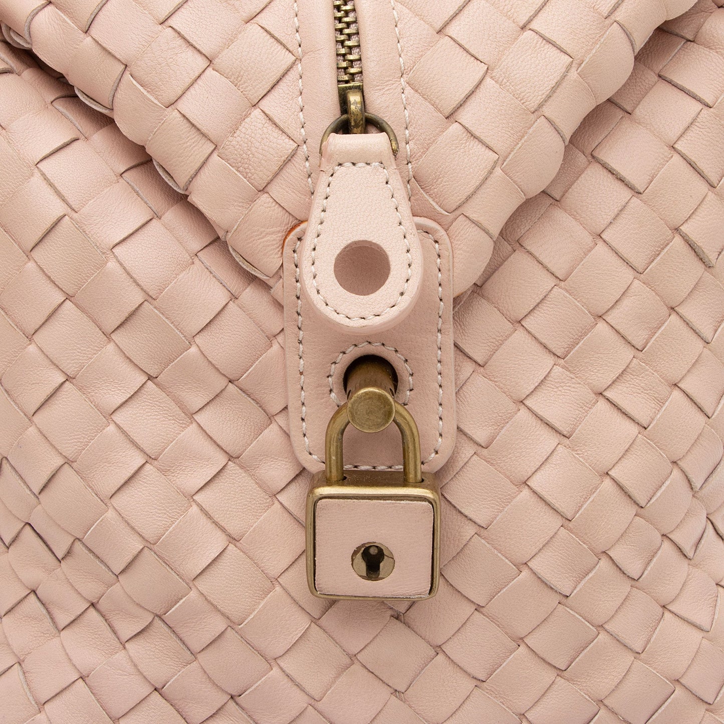 Bottega Venetta Intrecciato Nappa Montaigne Small Satchel (SHF-IwhXKh)