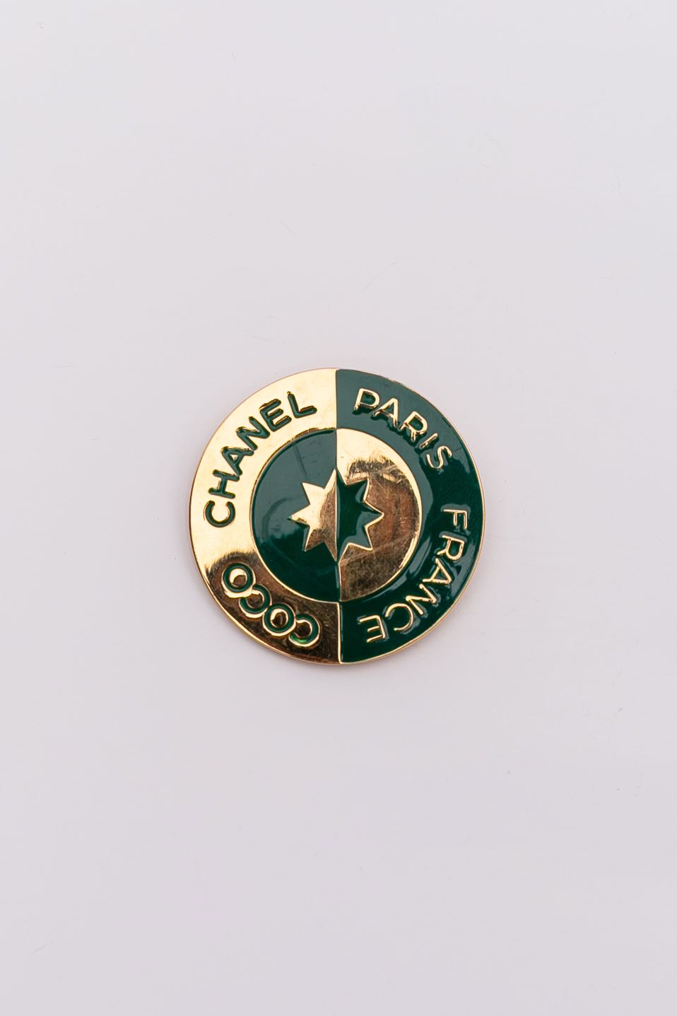 Broche Ã©maillÃ©e Chanel
