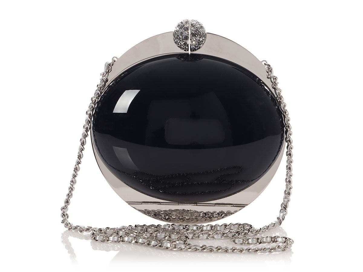 Chanel Navy Evening on the Moon MinaudiÃ¨re