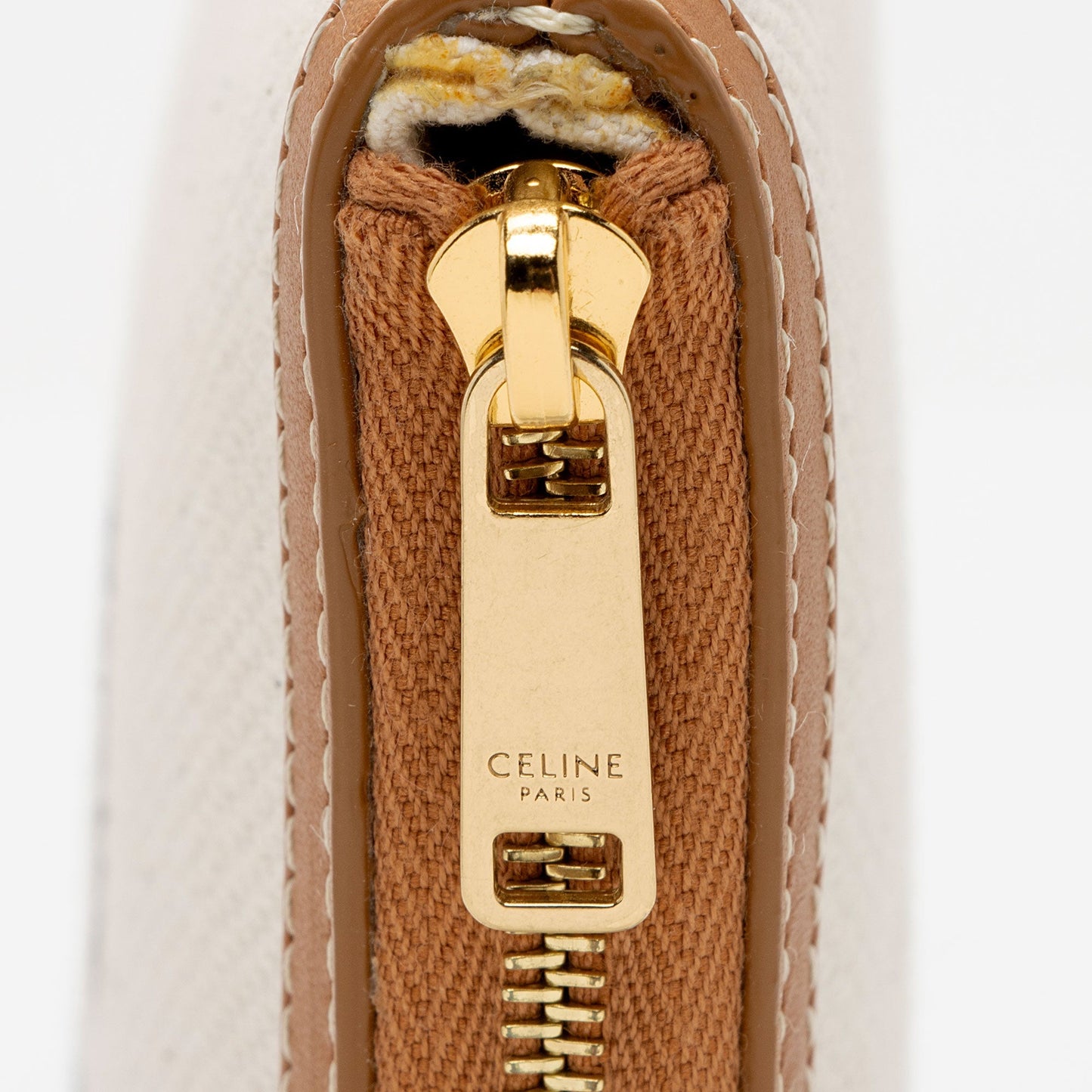 Celine Canvas Logo Zip Pouch (SHF-Z8uTMl)