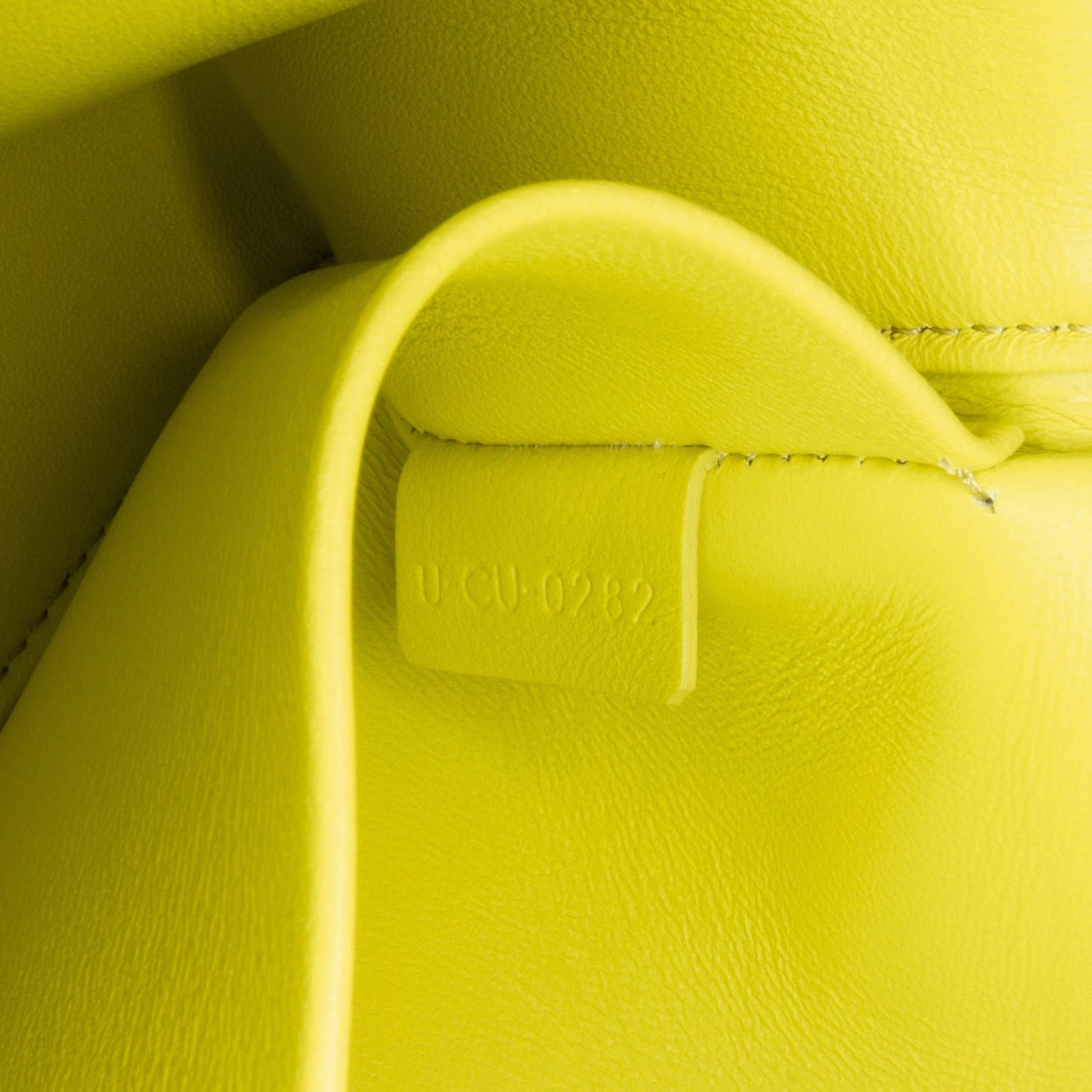 Celine Cuir Triomphe Chain Shoulder Bag (SHG-9jnYiU)