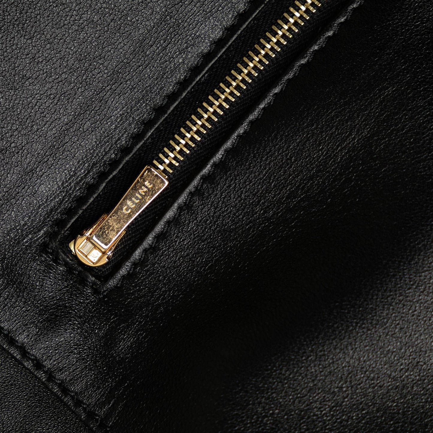 Celine Leather Foldover Clutch (SHG-lQsUOR)