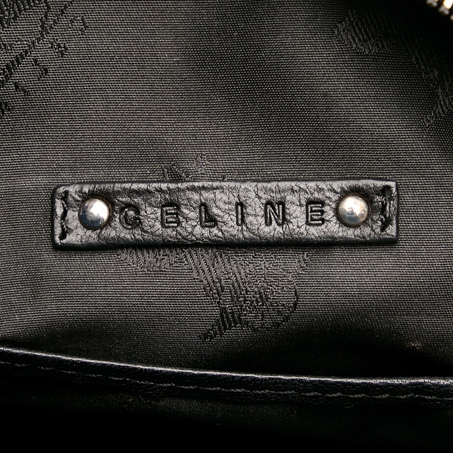 Celine Leather Shoulder Bag (SHG-29322)