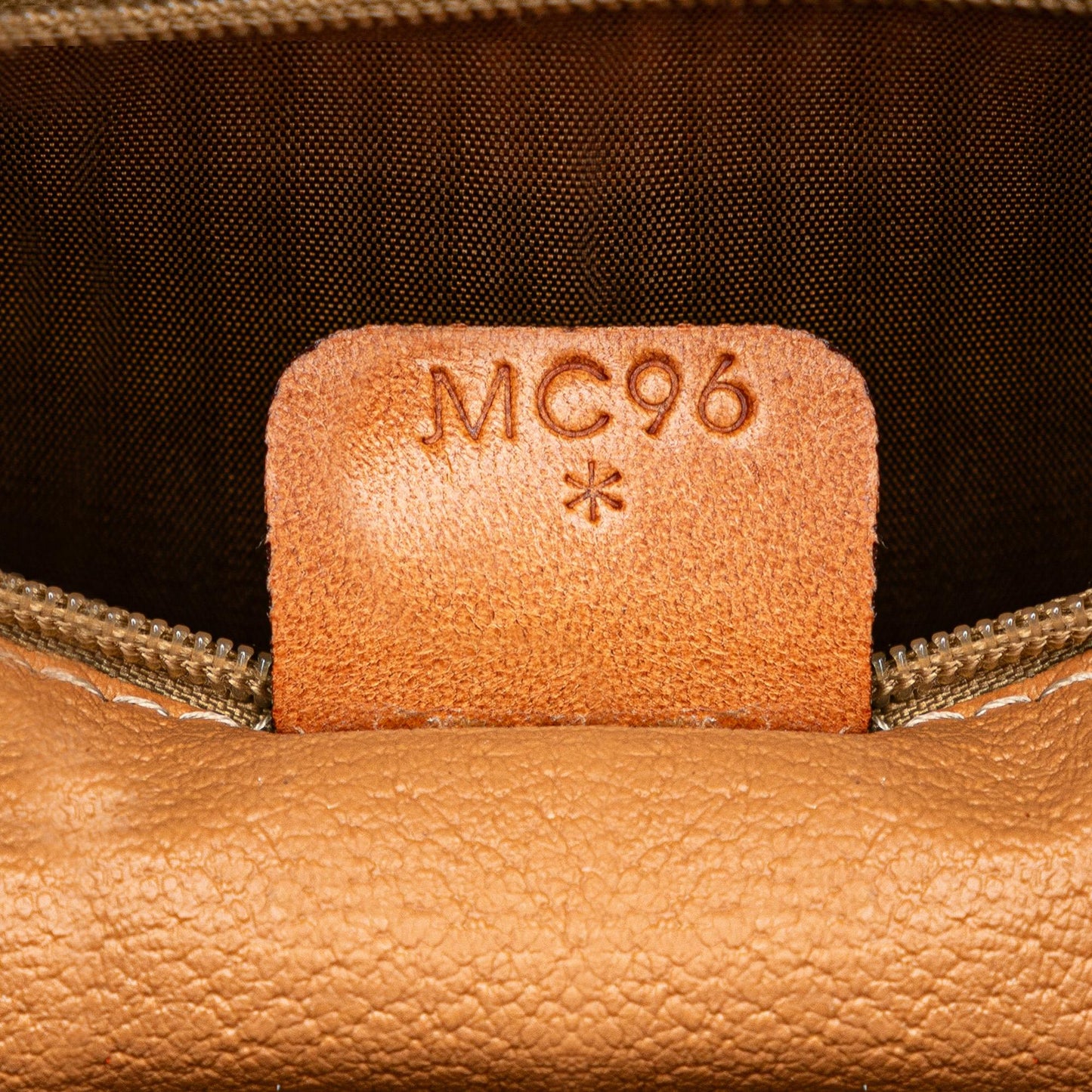 Celine Macadam Handbag (SHG-mYjfEz)