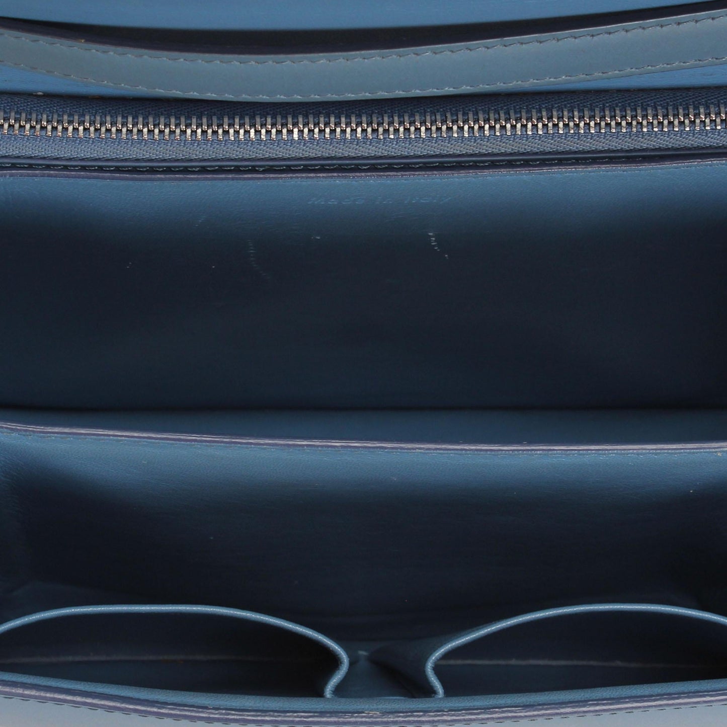 Celine Medium Classic Box (SHG-sc1aXk)