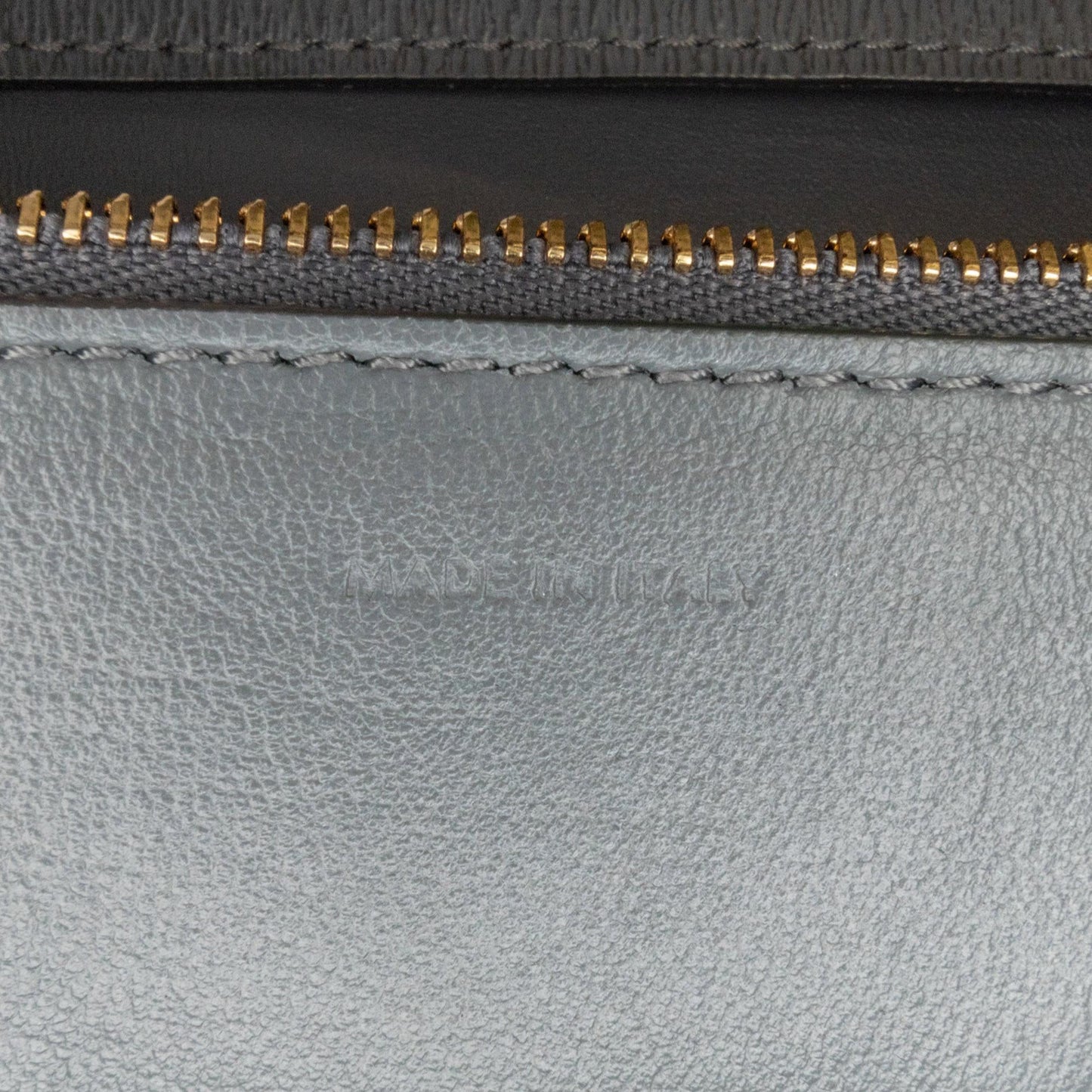 Celine Medium Classic Box (SHG-XxbhaI)