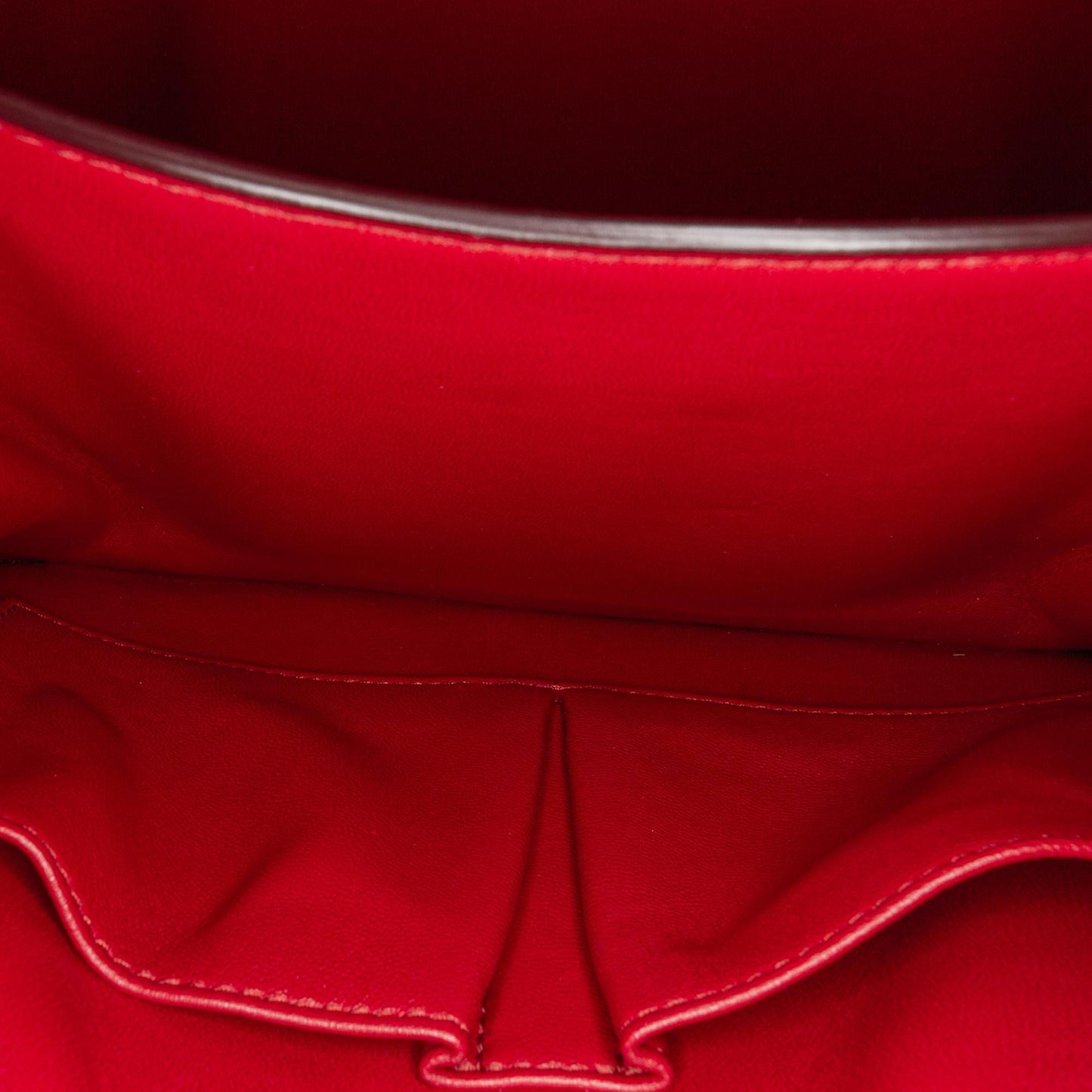Celine Medium Classic Box (SHG-sizhA7)