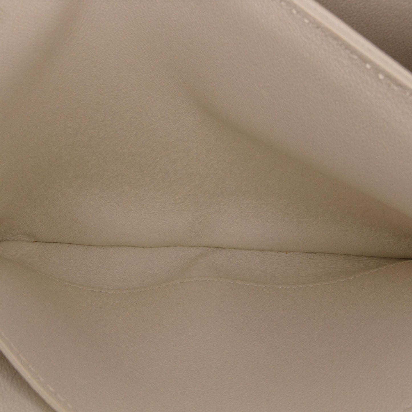 Celine Medium Quilted C Bag (SHG-6civks)
