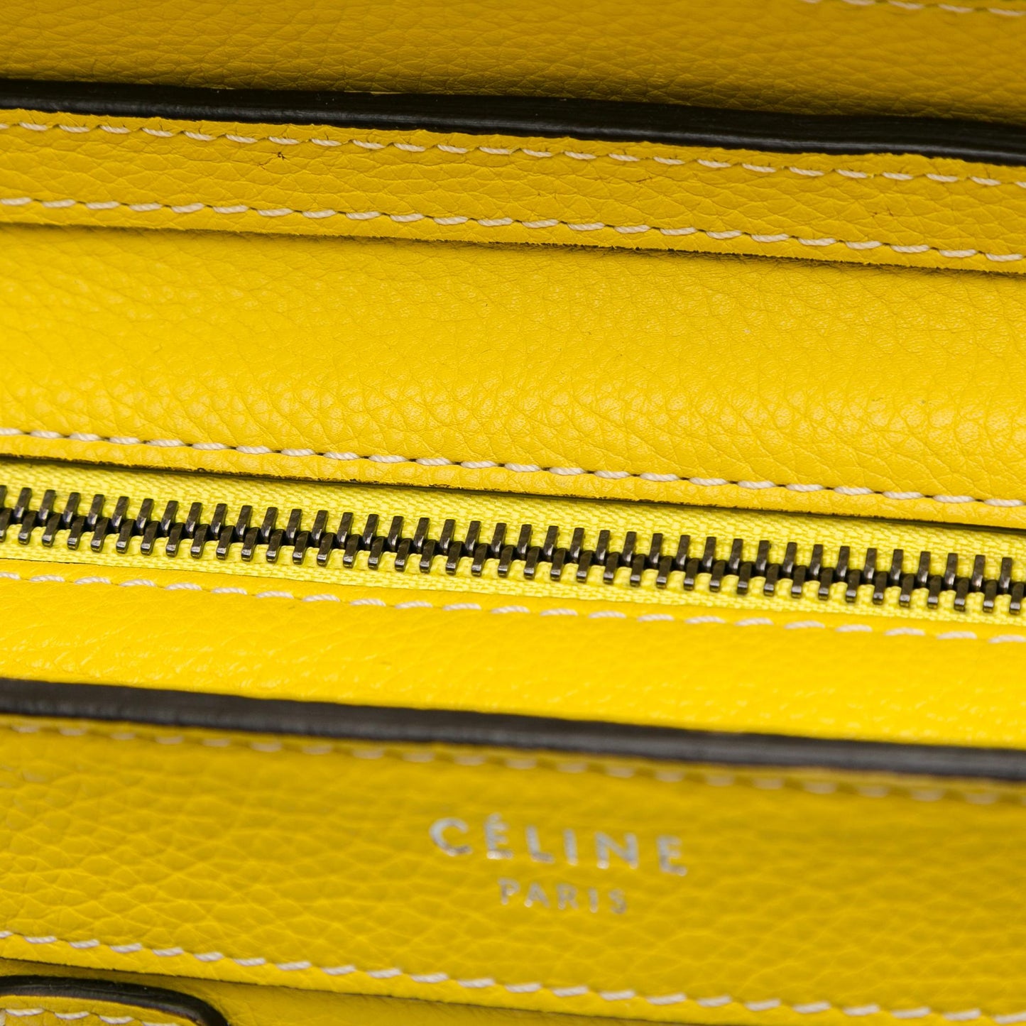 Celine Nano Luggage Tote (SHG-kqMH12)