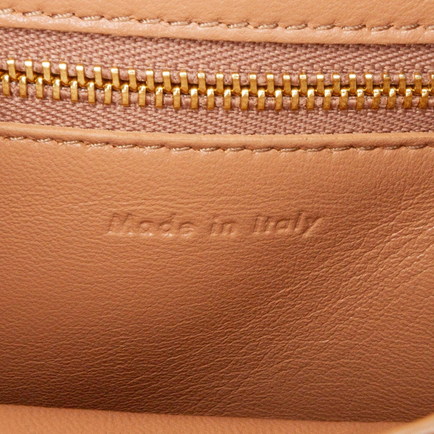 Celine Small Classic Box (SHG-cQc6Mz)