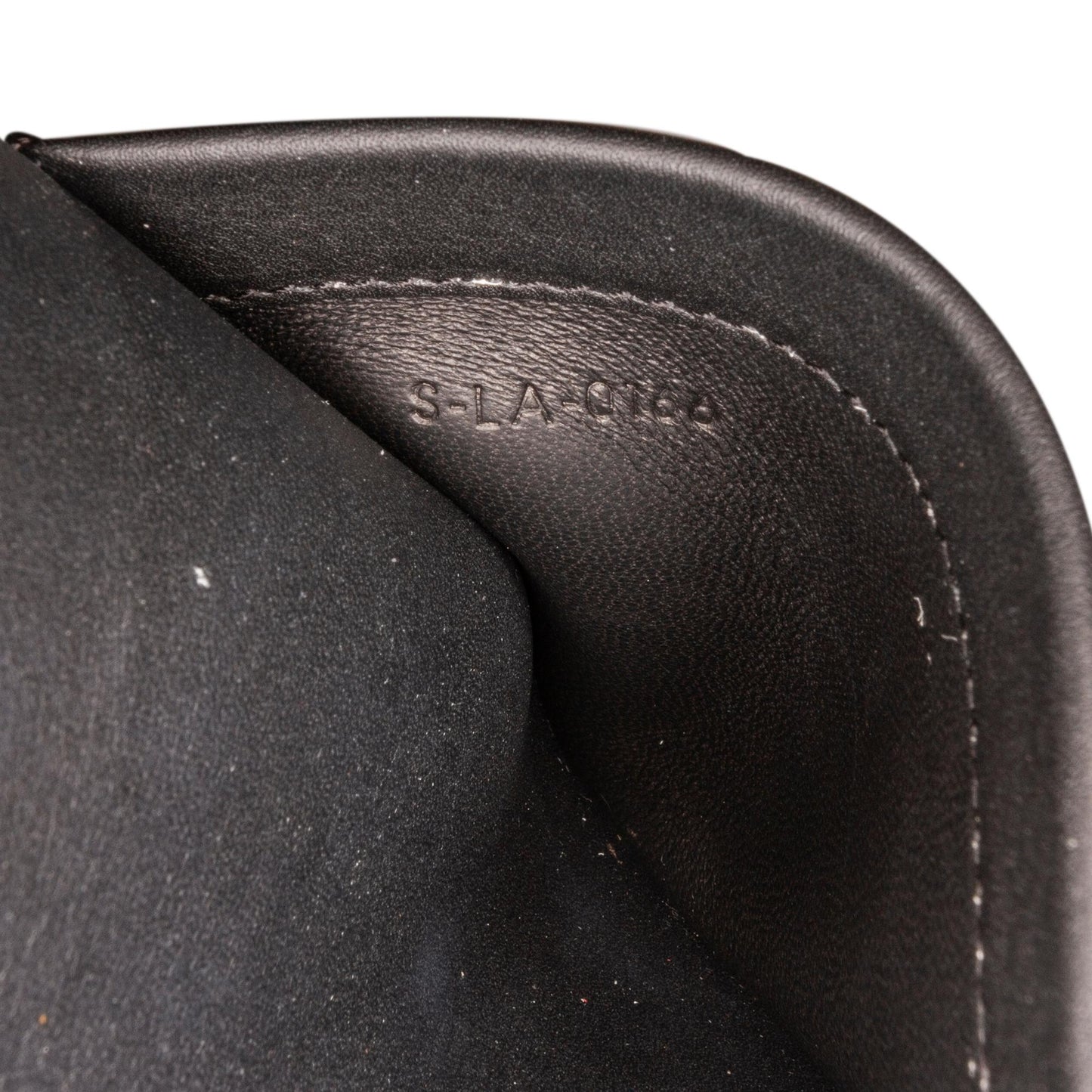 Celine Small Trotteur Crossbody Bag (SHG-EXwSgt)
