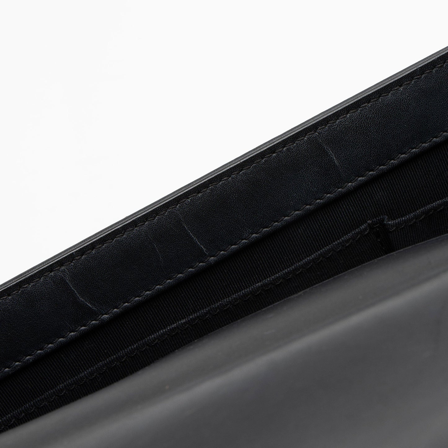 Chanel Chevron Patent Leather New Medium Boy Bag (SHF-NB6JRi)