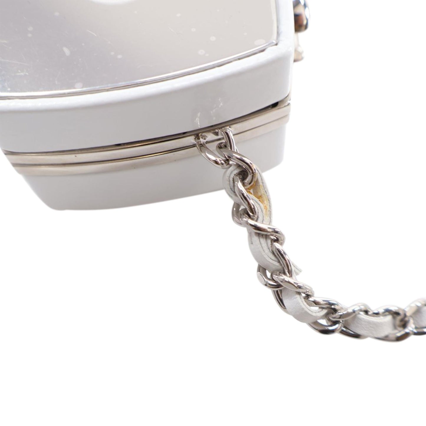 Chanel Patent Goatskin Make-Up Box Clutch With Chain (SHG-3G4ymB)